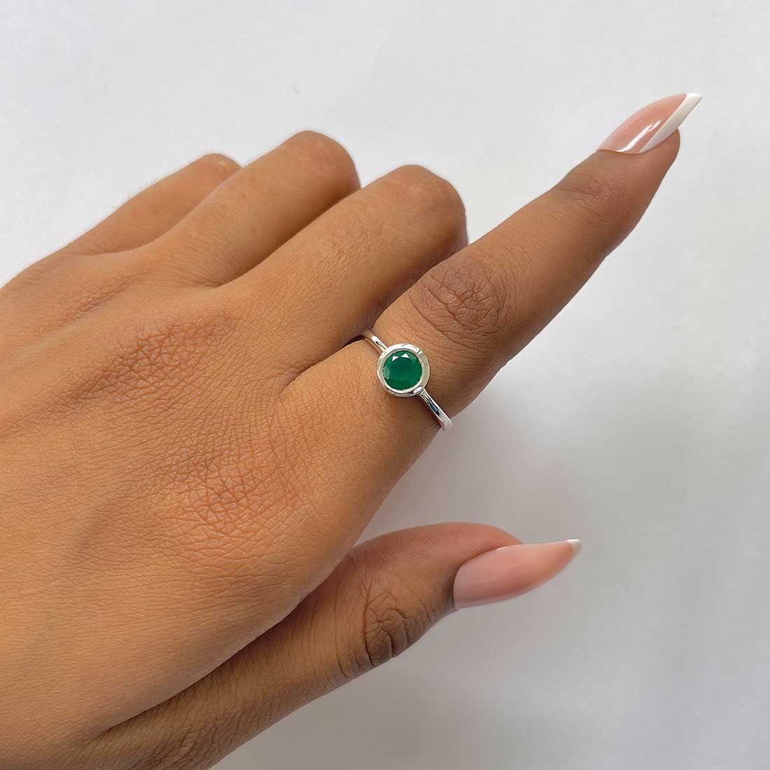 Green Onyx Ring-(GRO-RDR-237.)