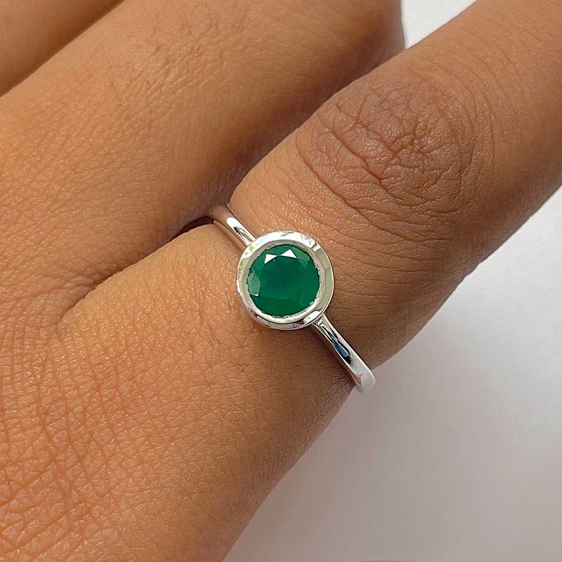 Green Onyx Ring-(GRO-RDR-237.)