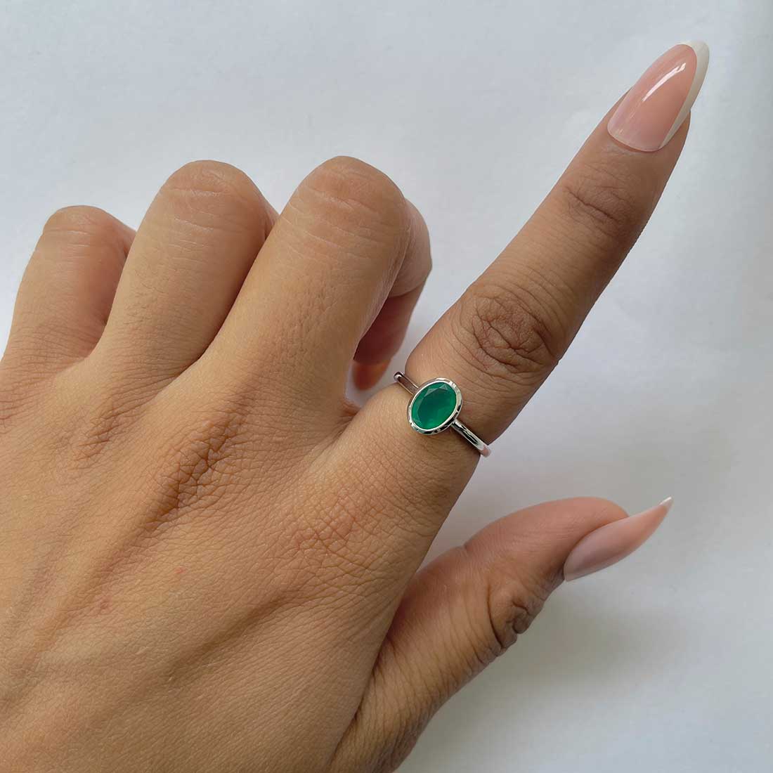 Green Onyx Ring-(GRO-RDR-248.)