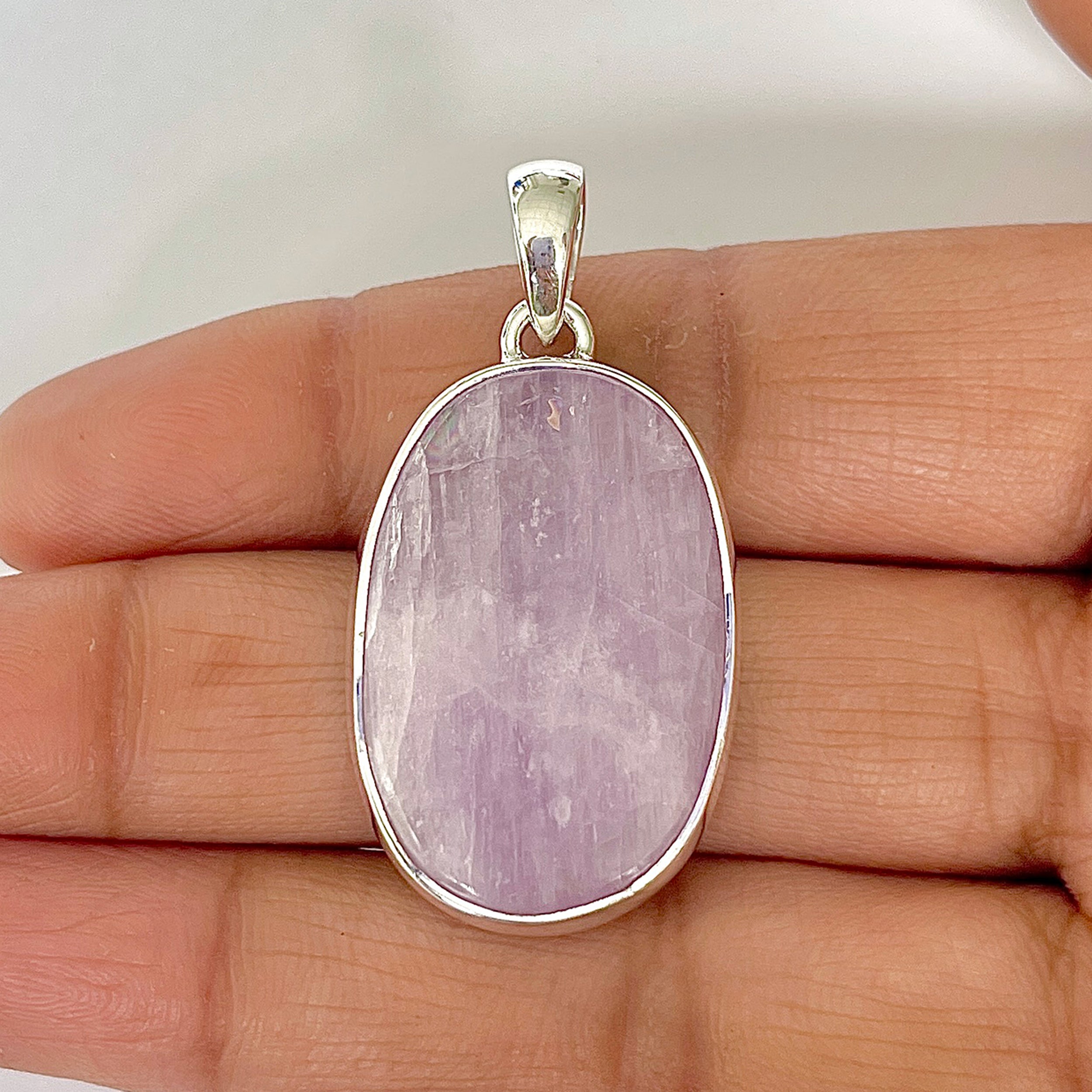 Kunzite Pendant-(KNZ-1-18)