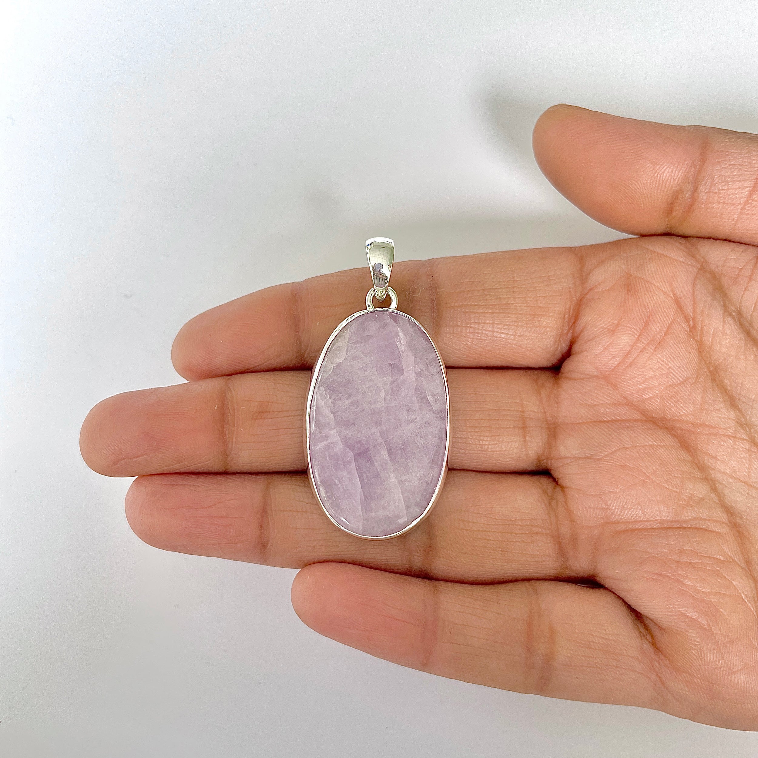 Kunzite Pendant-(KNZ-1-21)