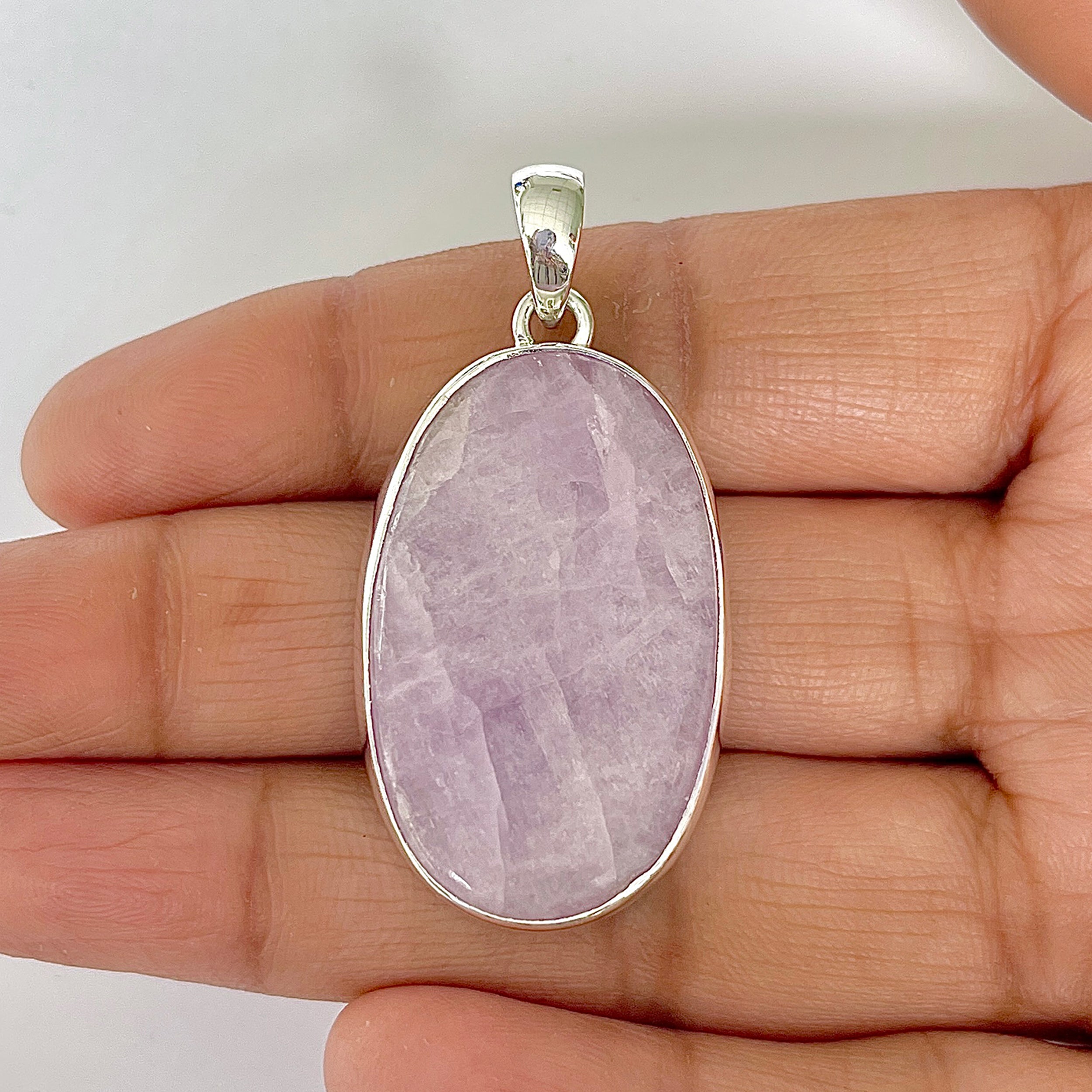 Kunzite Pendant-(KNZ-1-21)