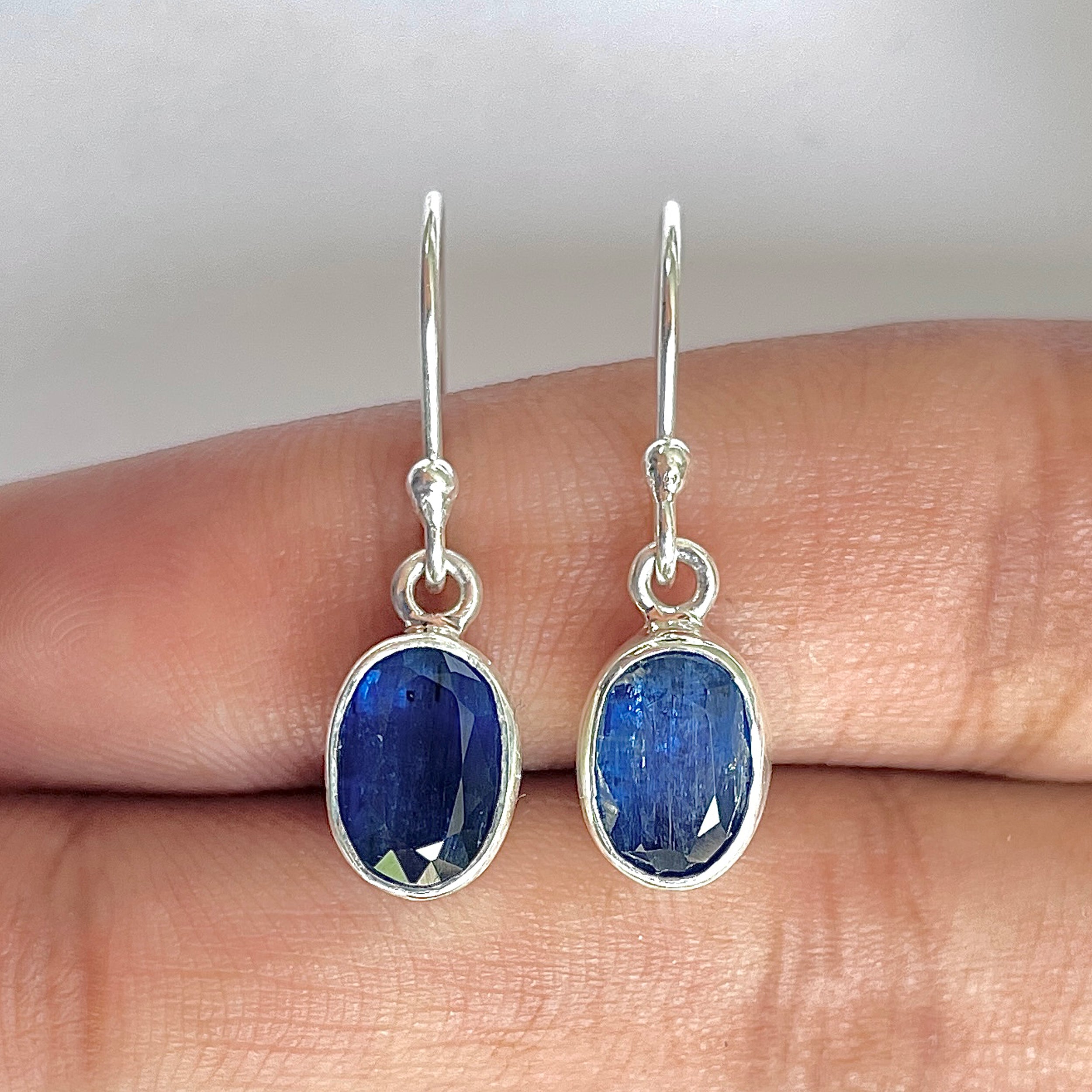 Kyanite Earring-(KYN-3-12)