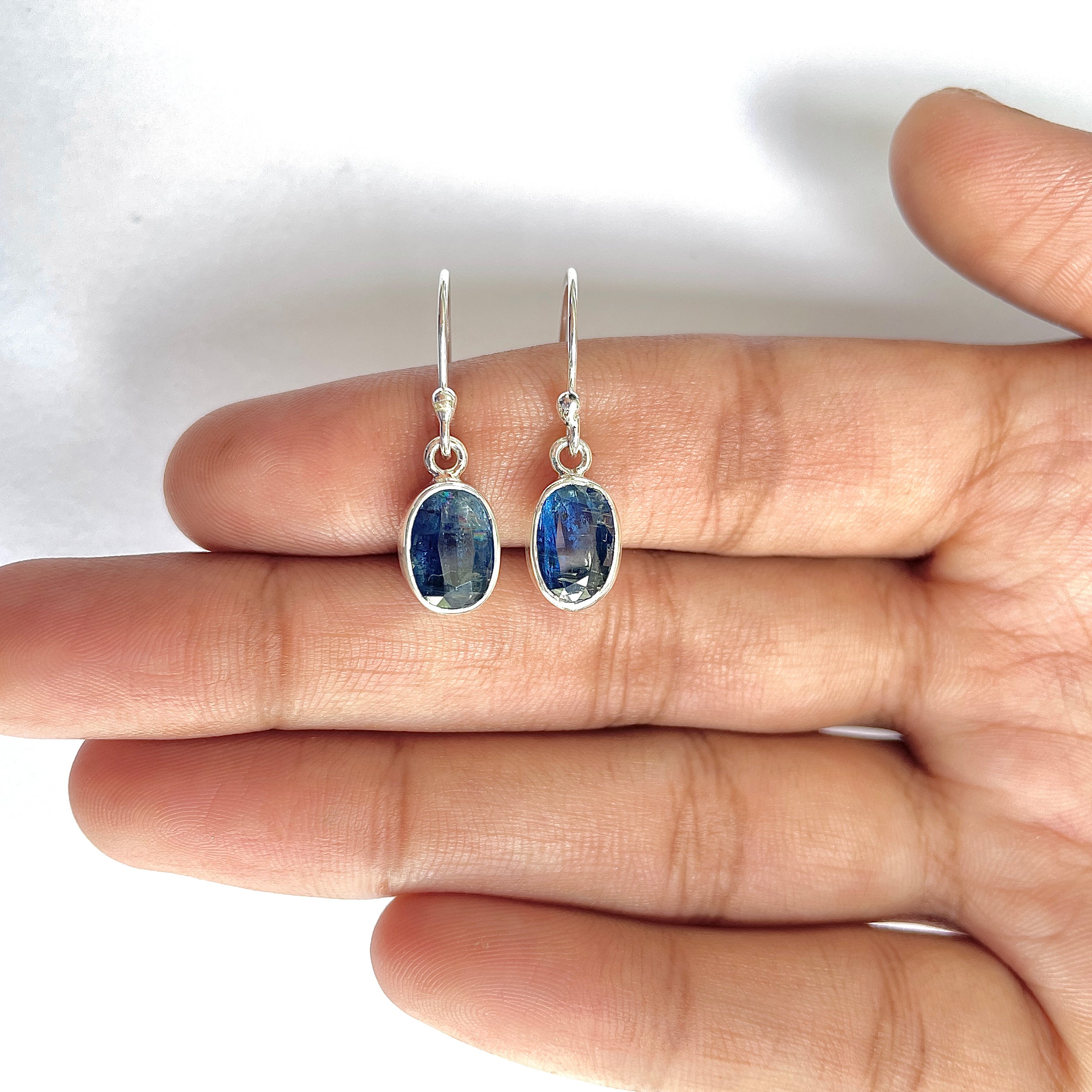 Kyanite Earring-(KYN-3-16)