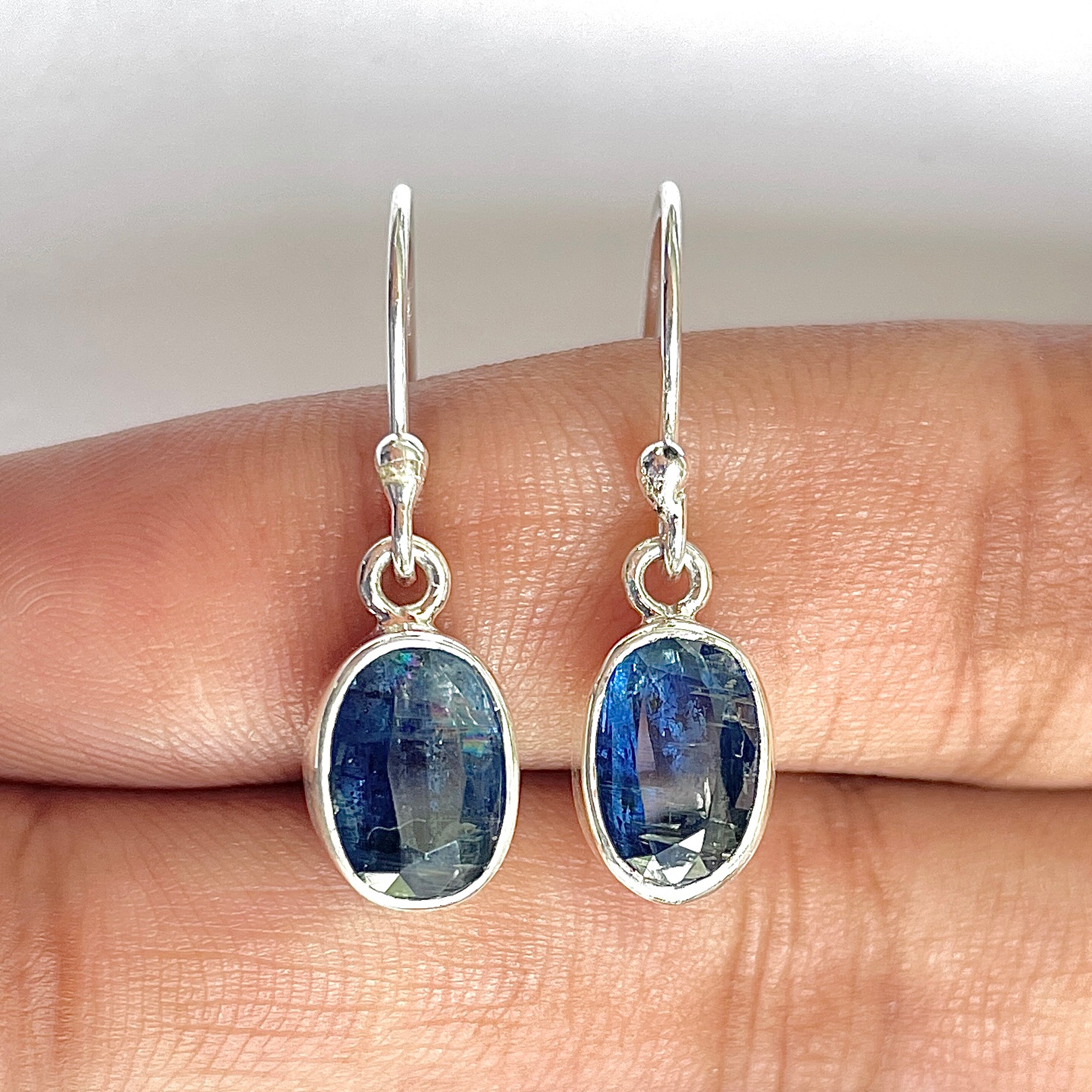 Kyanite Earring-(KYN-3-16)