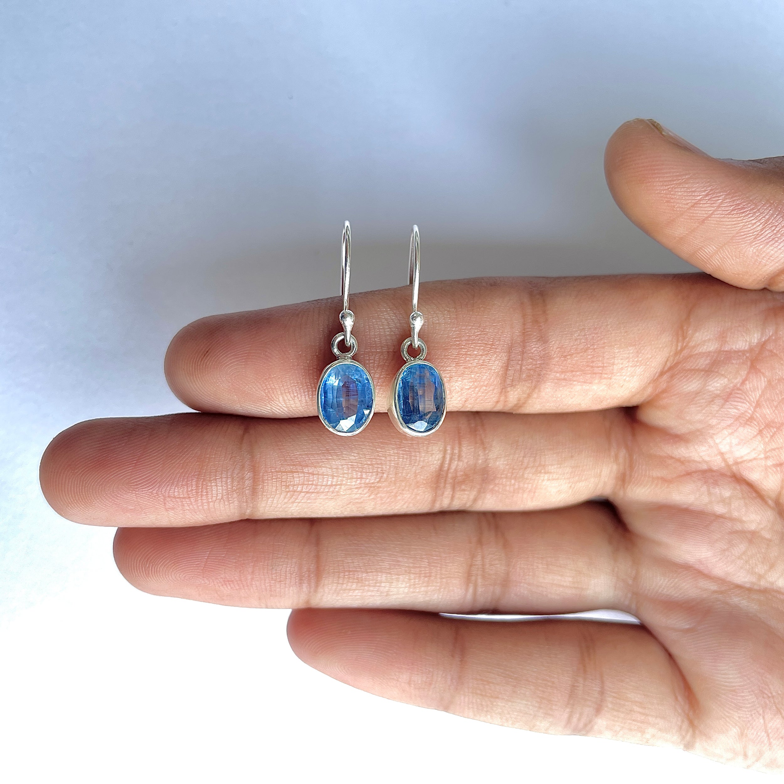 Kyanite Earring-(KYN-3-18)