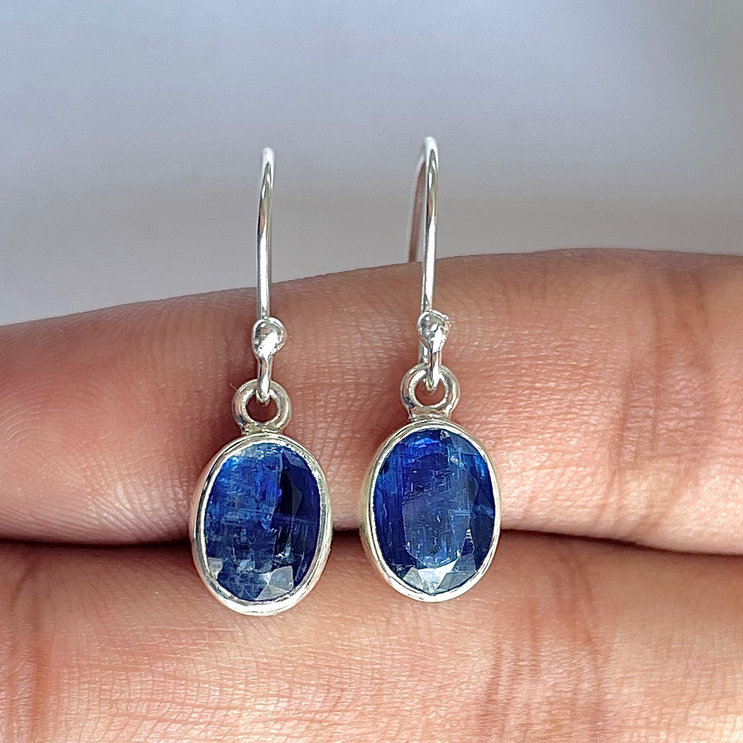 Kyanite Earring-(KYN-3-24)