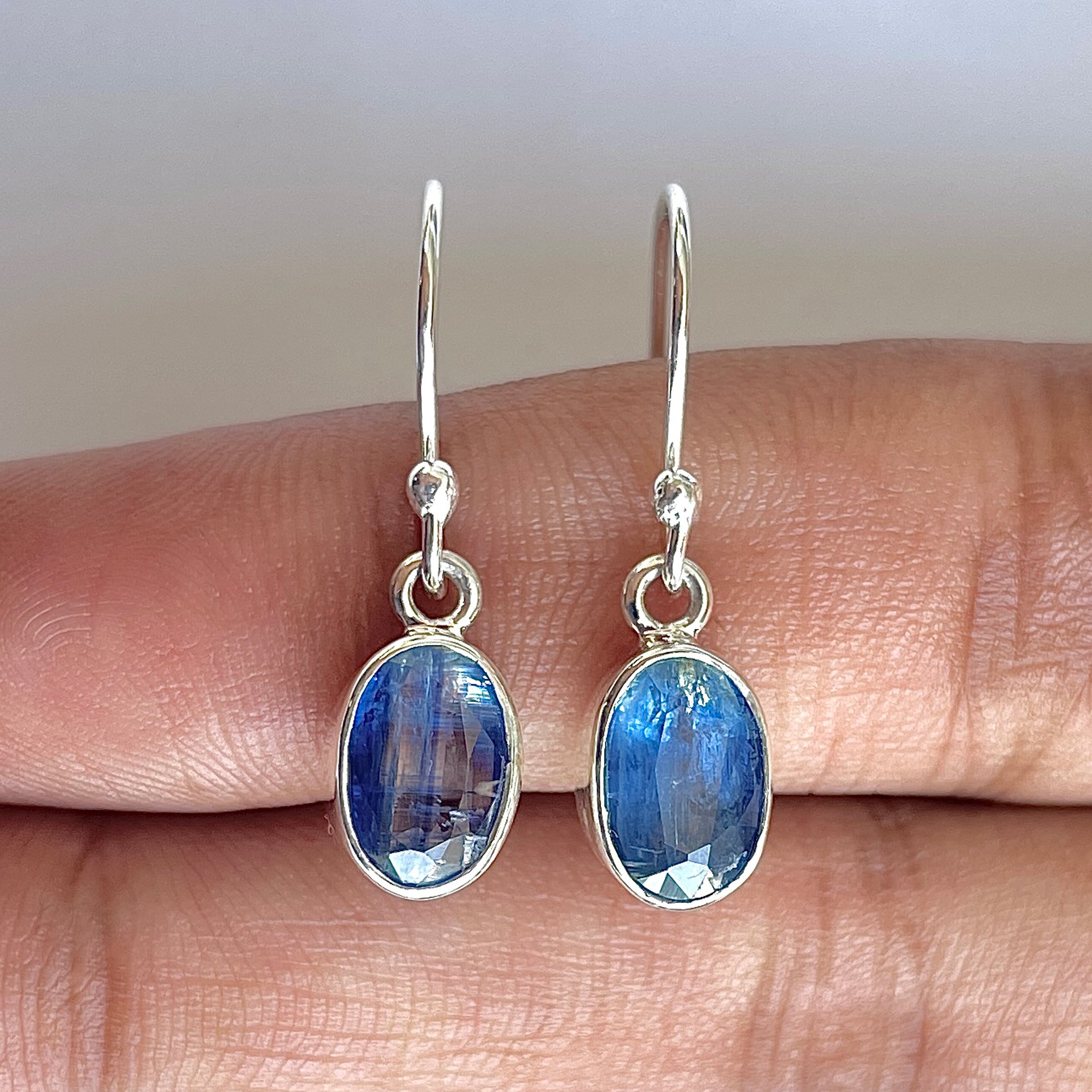 Kyanite Earring-(KYN-3-46)