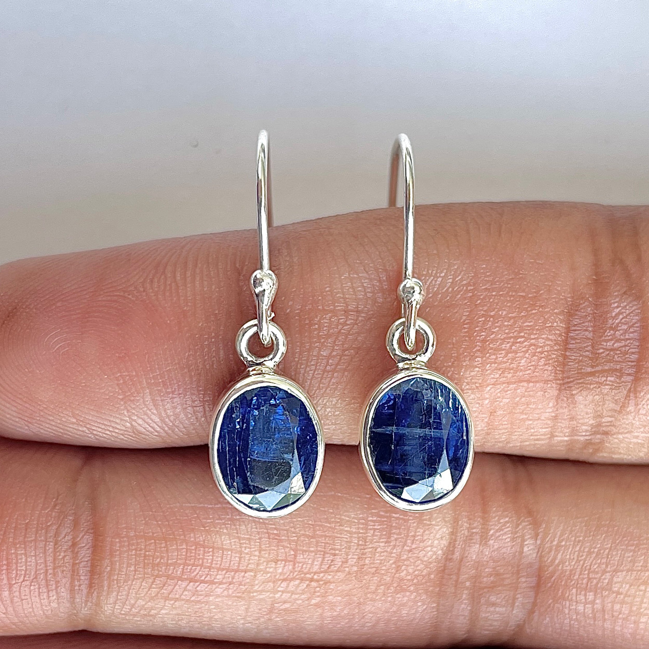 Kyanite Earring-(KYN-3-48)