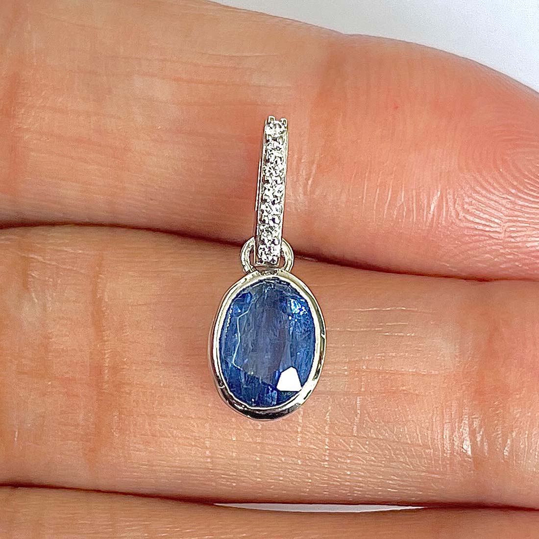 Kyanite Pendant-(KYN-RDP-792-B)