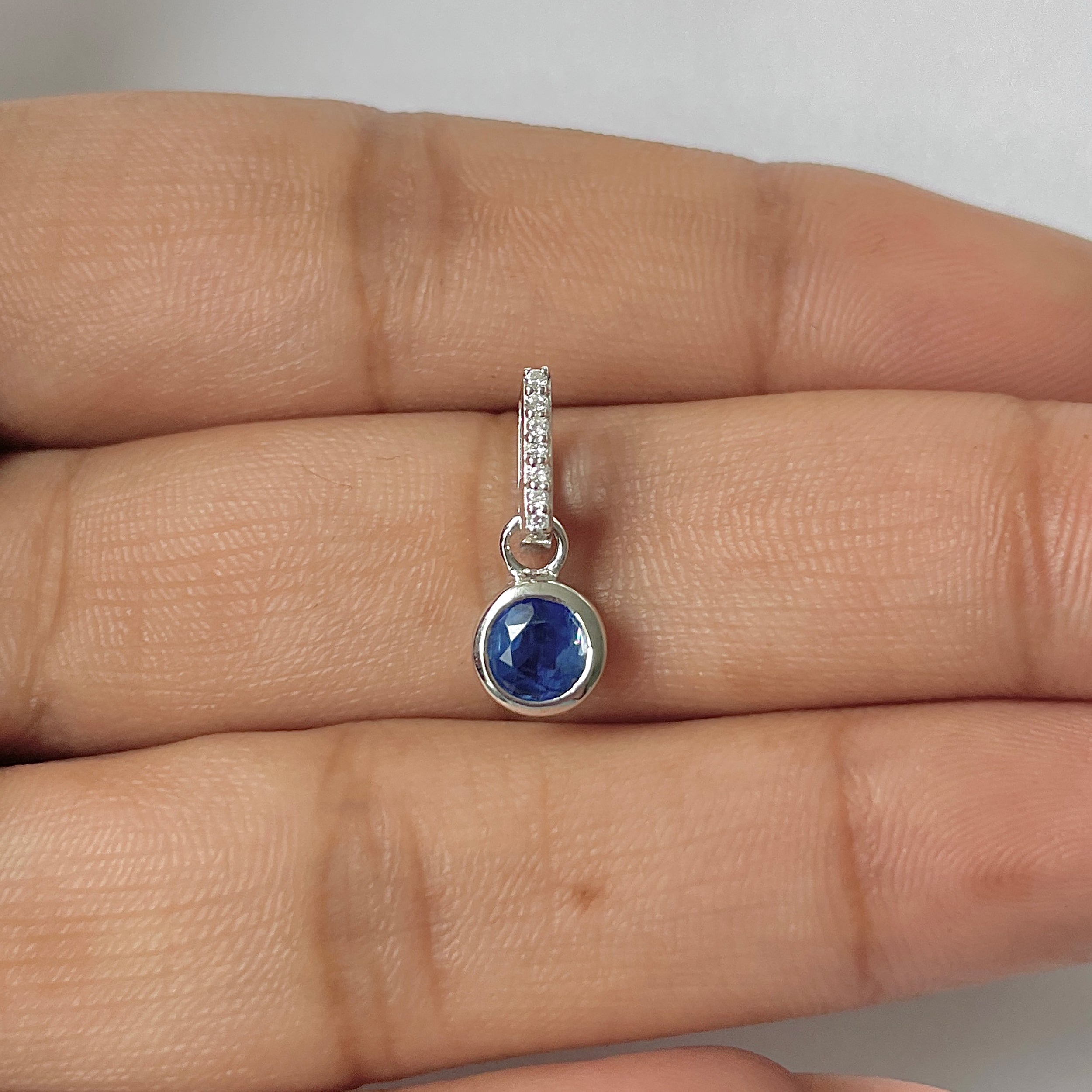 Kyanite Pendant-(KYN-RDP-957-B)