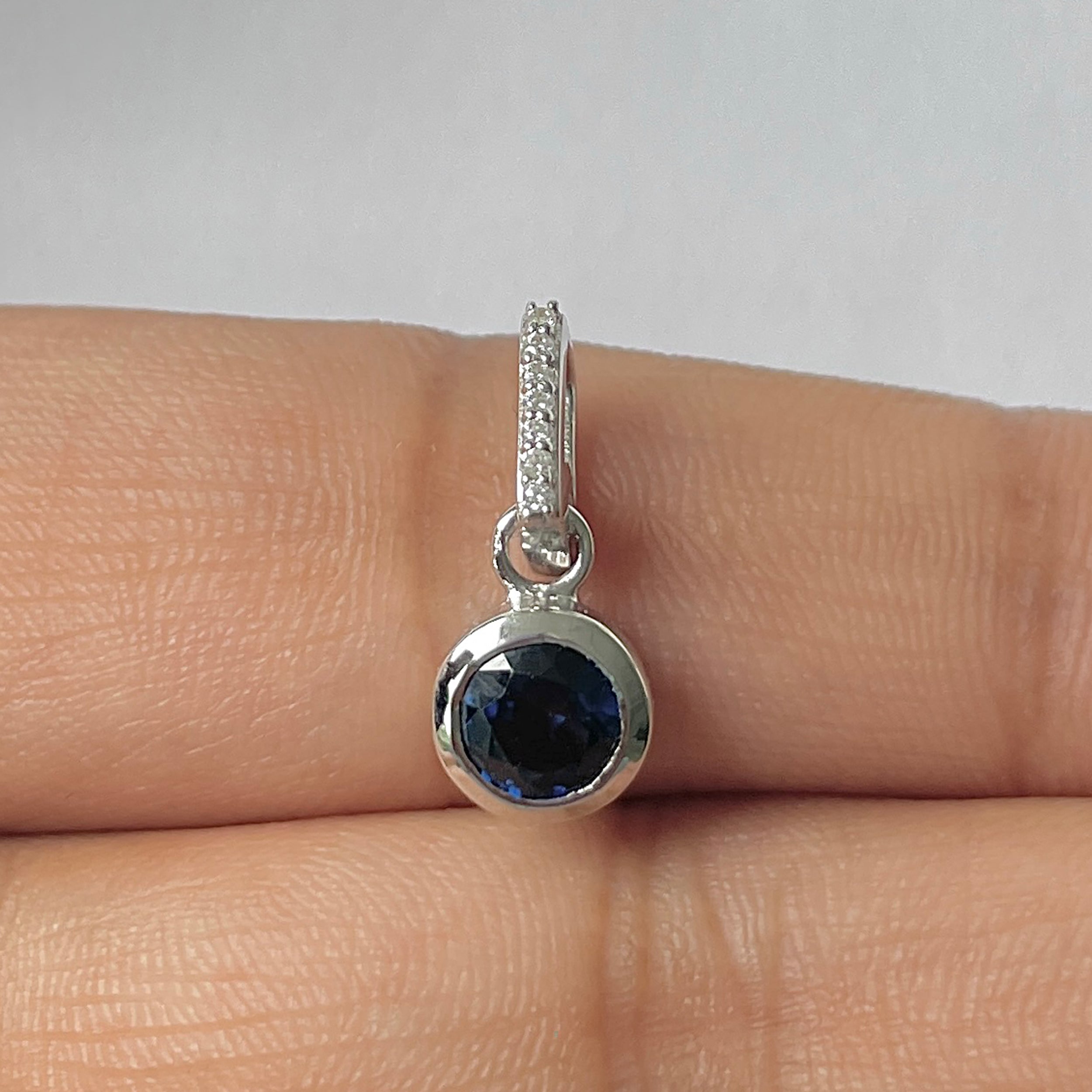 Kyanite Pendant-(KYN-RDP-958-B)