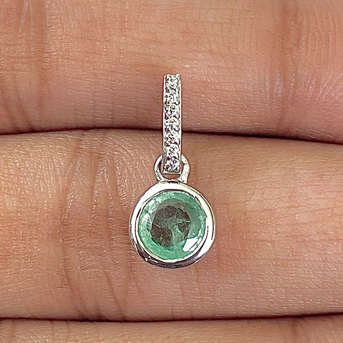 Kyanite Green Pendant-(KYN-RDP-958-G)
