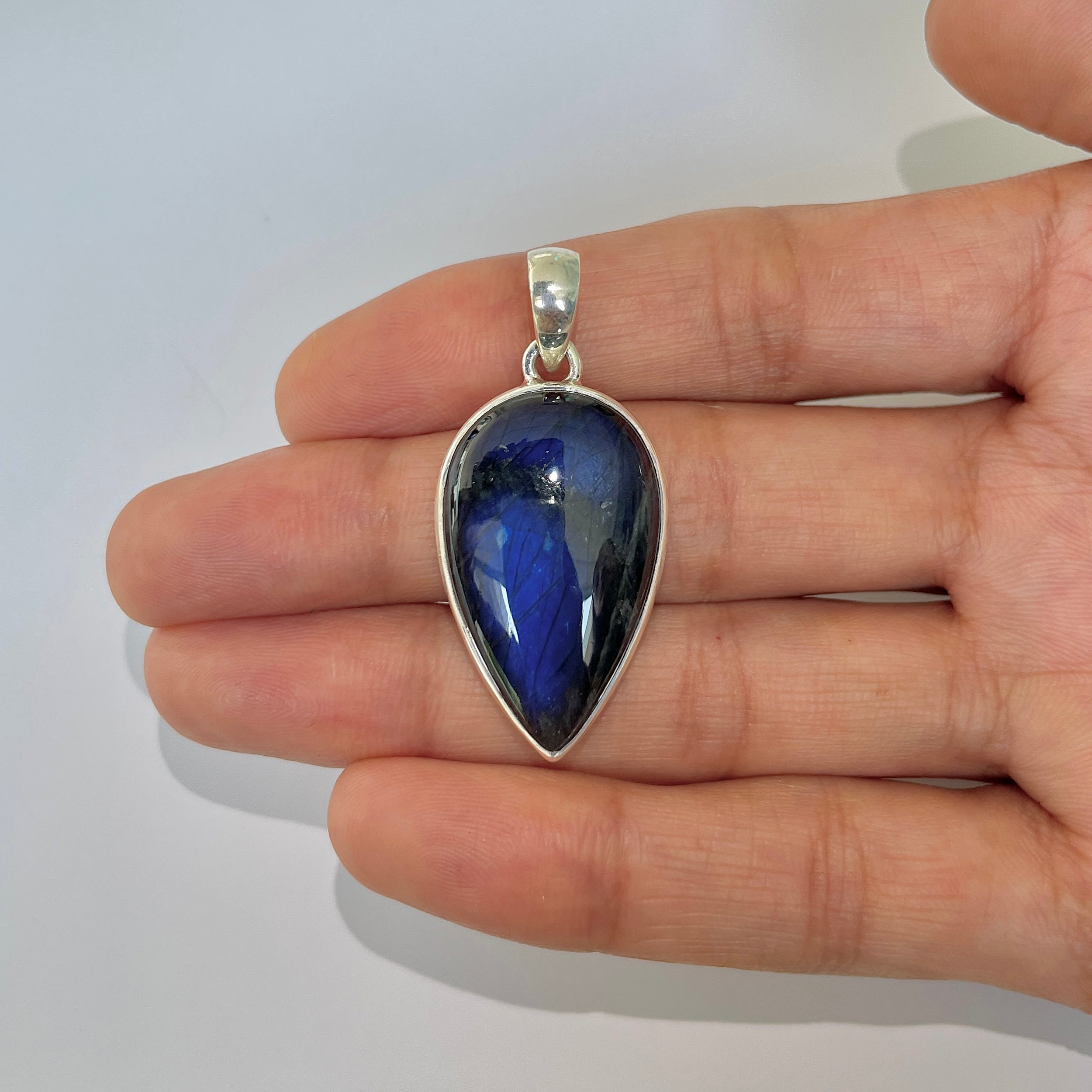 Labradorite Pendant-(LBD-1-14)