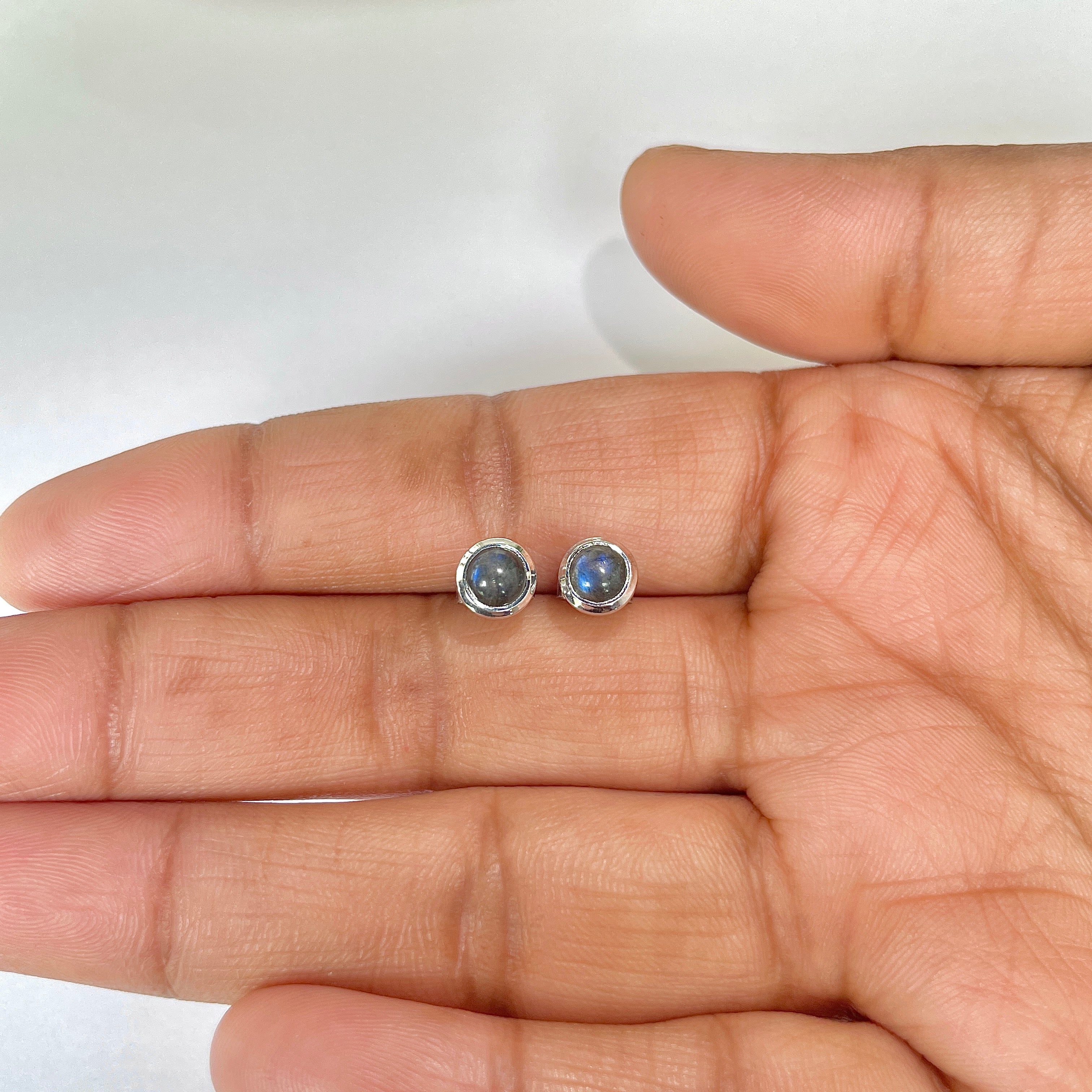Labradorite Stud Earring-(LBD-RDE-993)