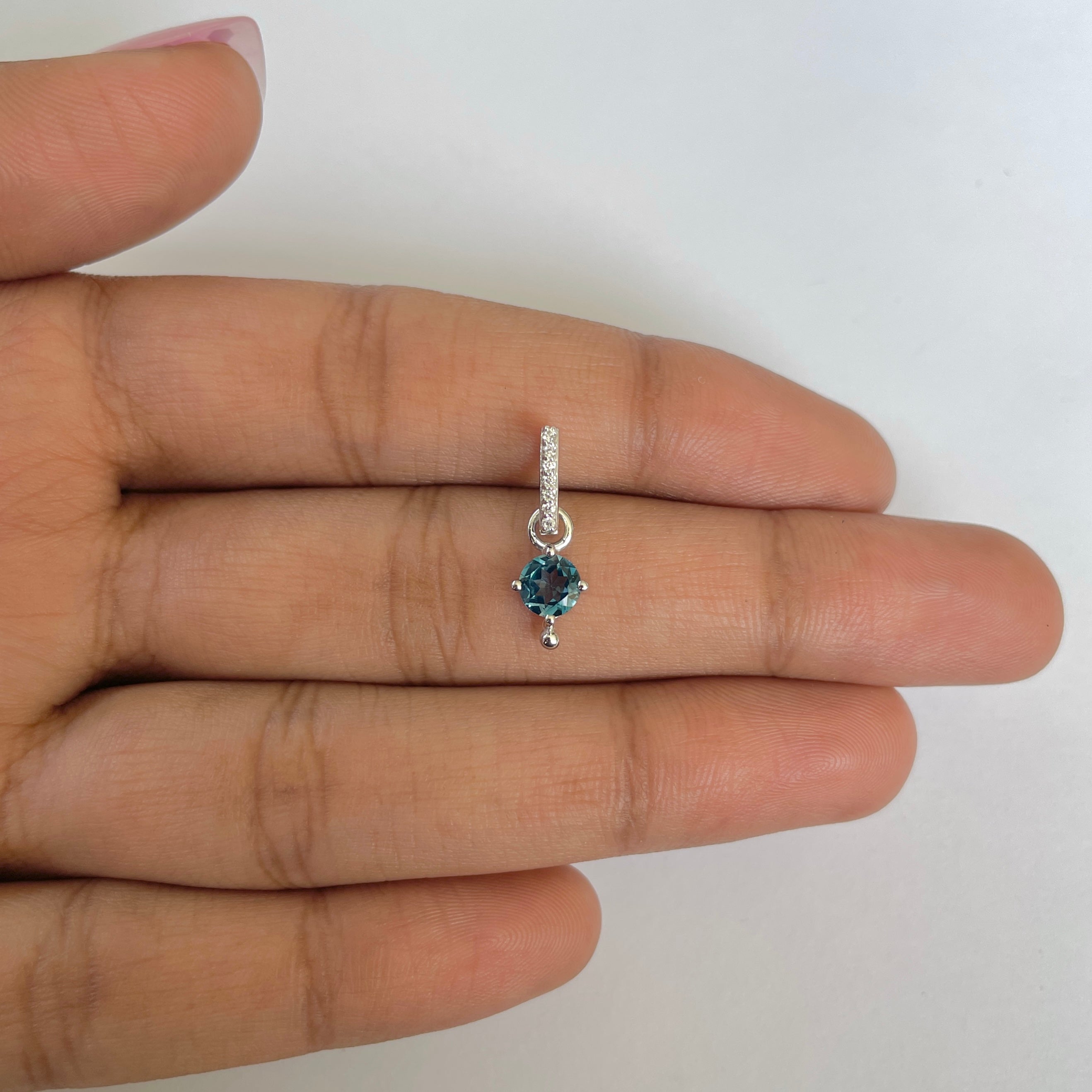 London Blue Topaz Pendant-(LBTZ-RDP-399)