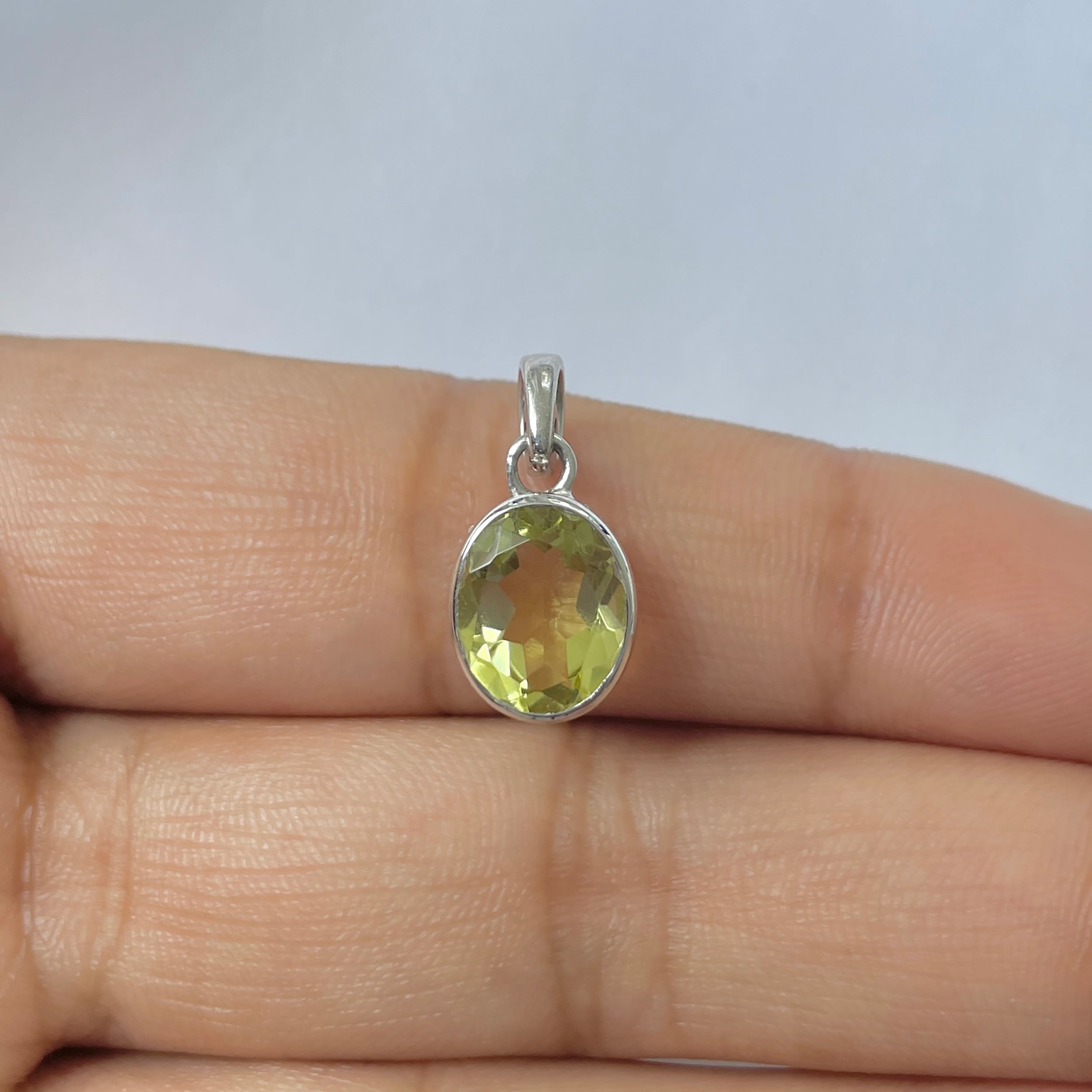 Lemon Quartz Pendant-(LEM-RDP-734)