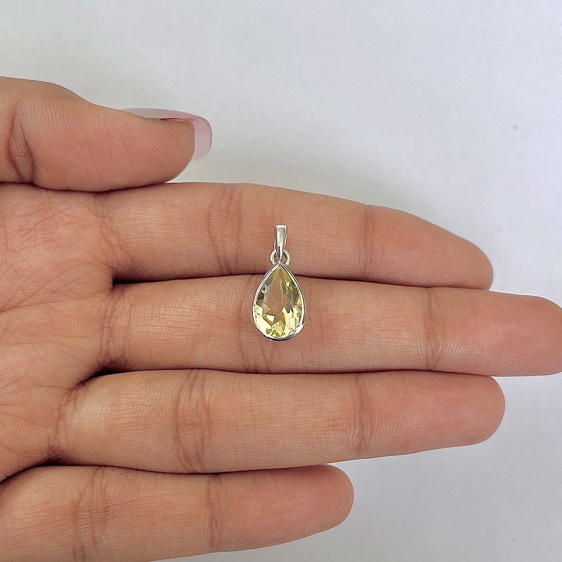 Lemon Quartz Pendant-(LEM-RDP-790)