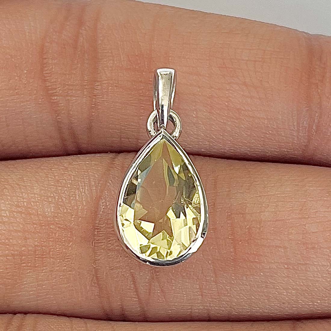 Lemon Quartz Pendant-(LEM-RDP-790)