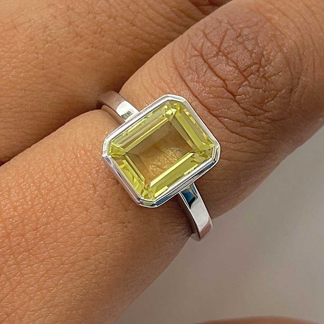 Lemon Quartz Ring-(LEM-RDR-1926.)