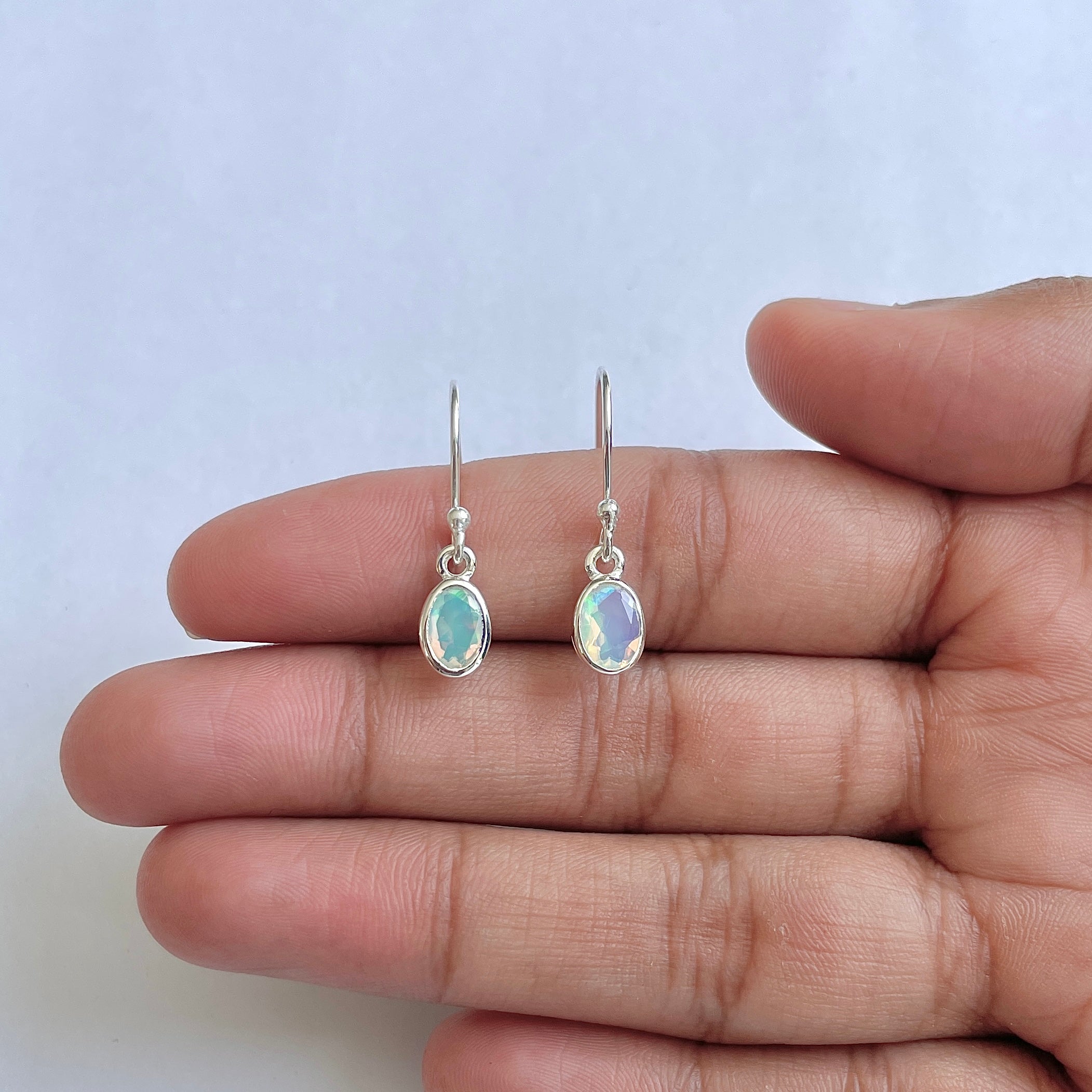 Opal Earring-(OPL-RDE-1316)