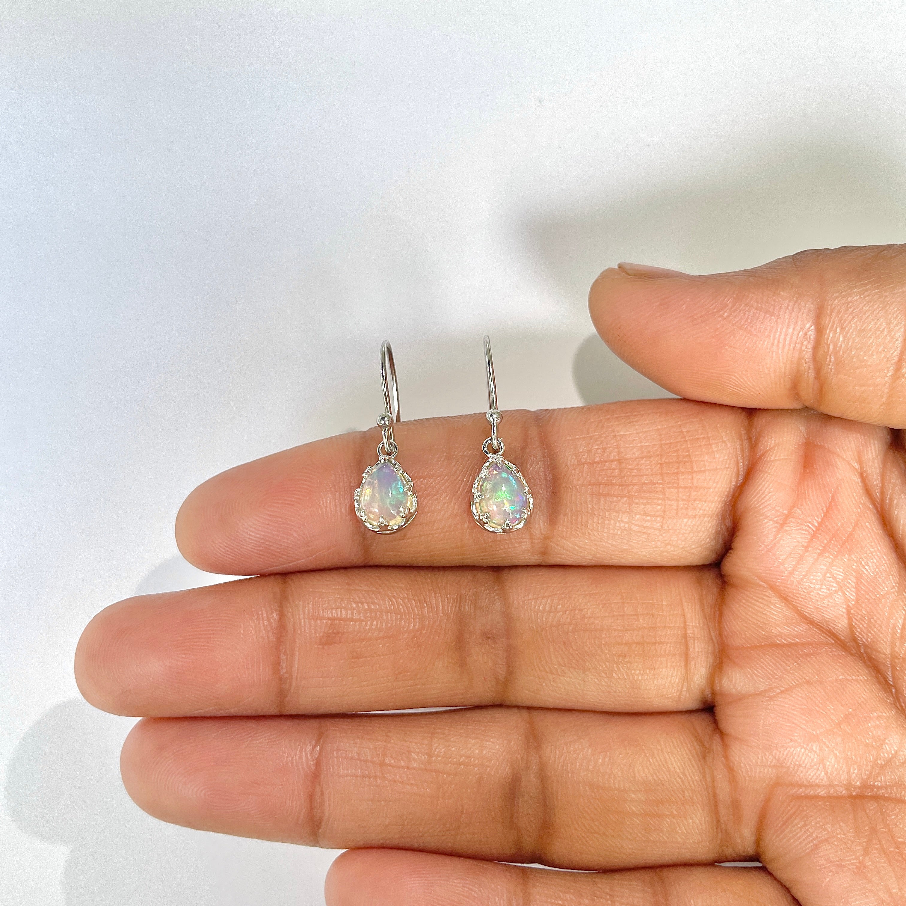 Opal Earring-(OPL-RDE-697)