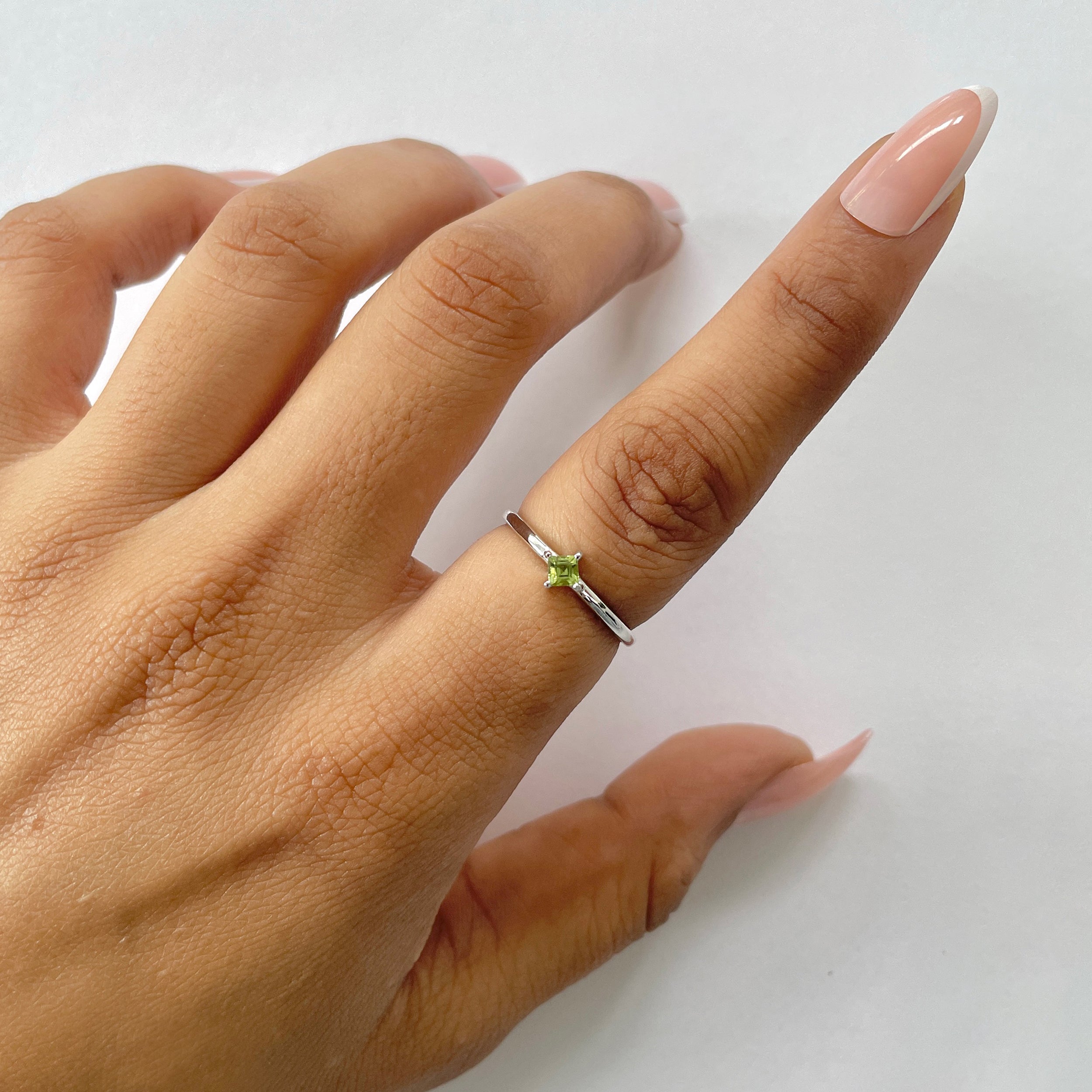 Peridot Ring-(PER-RDR-2461.)