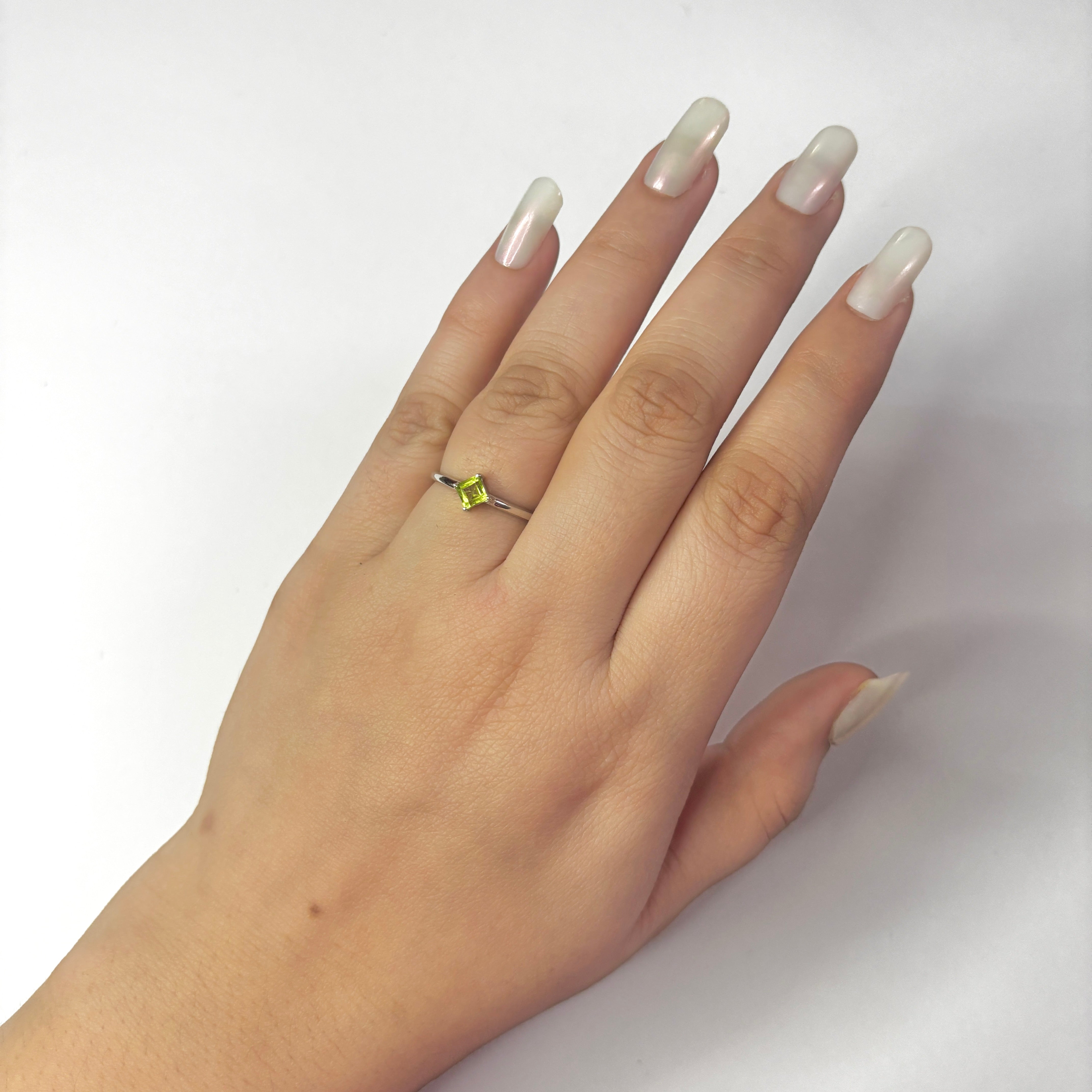 Peridot Ring-(PER-RDR-2464.)