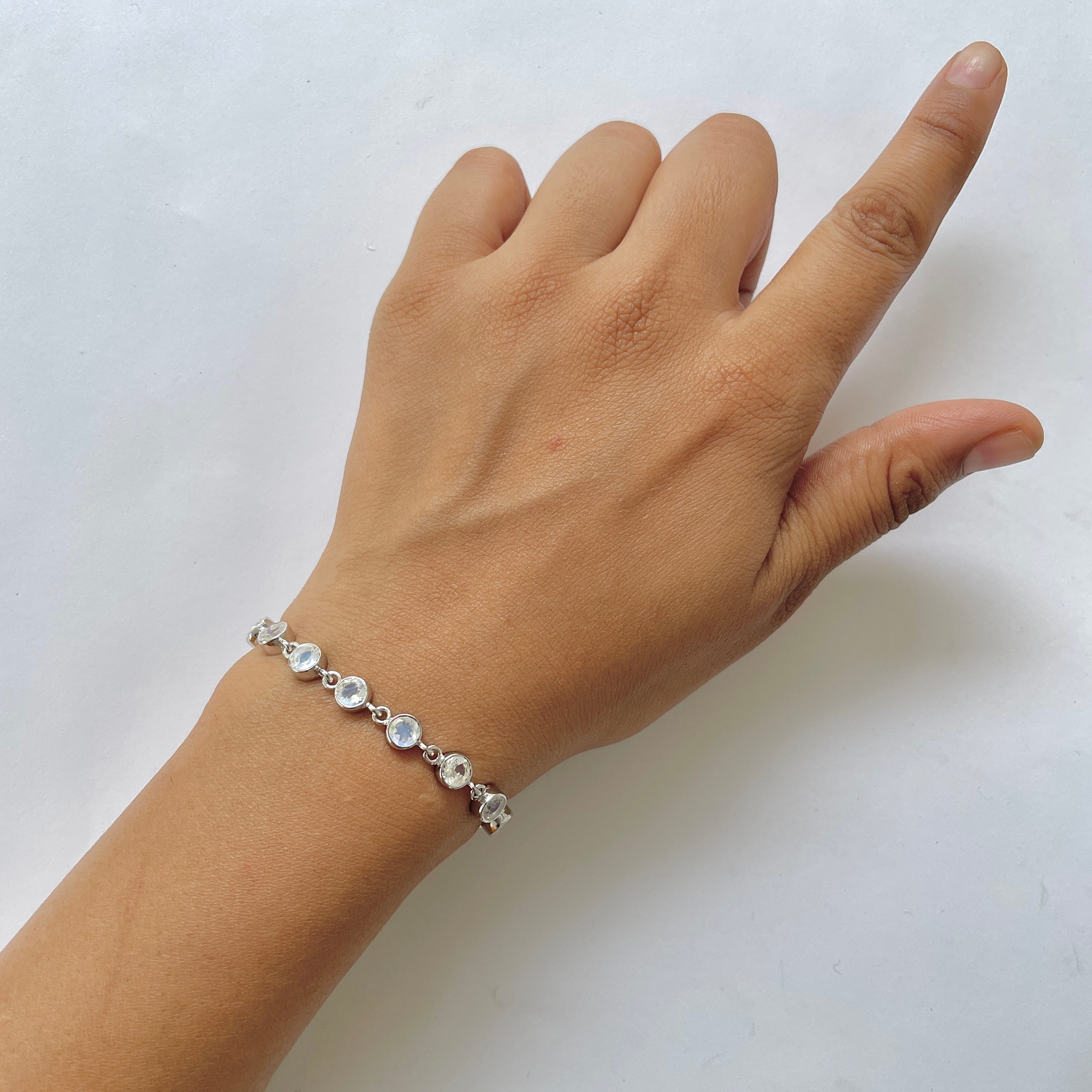 Moonstone Bracelet-(RBM-RDB-118-CUT)