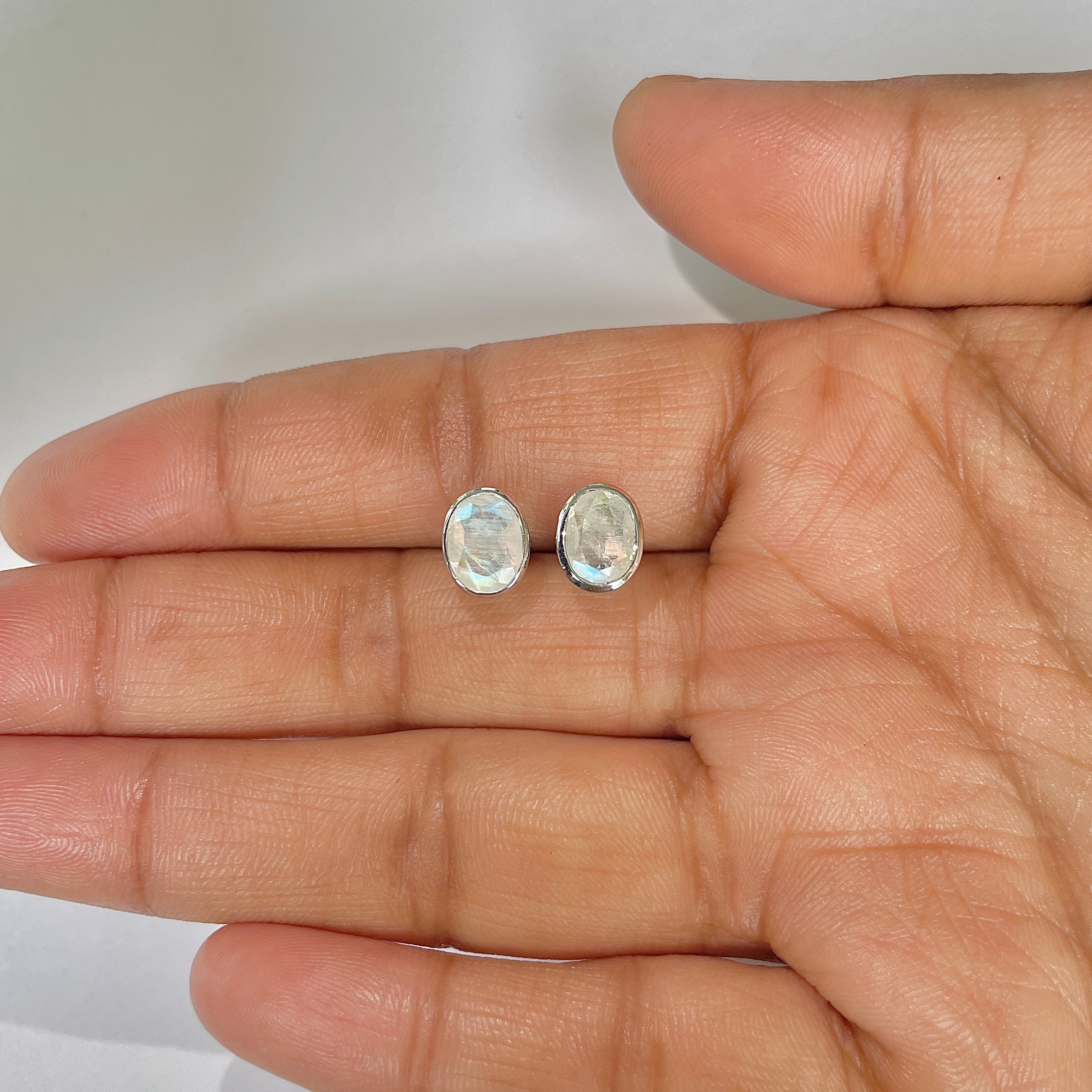Moonstone Stud Earring-(RBM-RDE-1370)