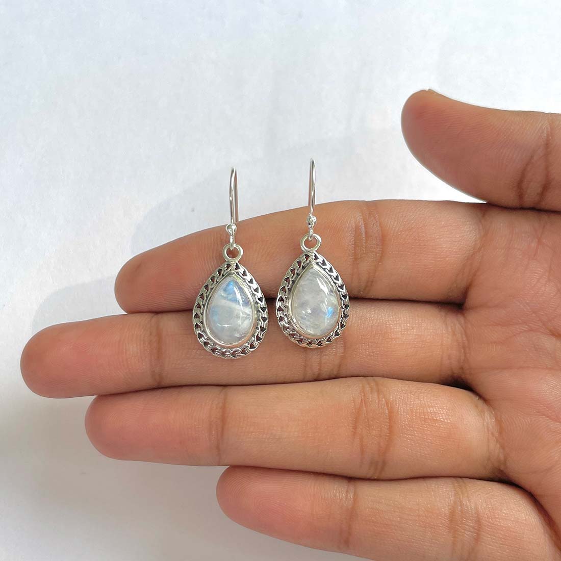 Moonstone Earring-(RBM-RDE-227)