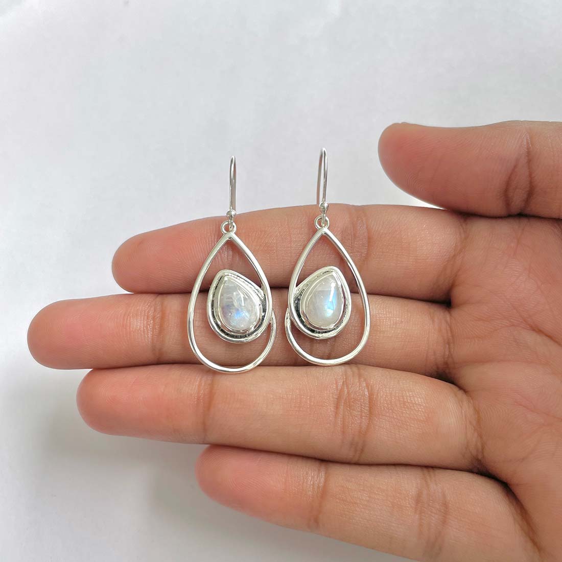 Moonstone Earring-(RBM-RDE-58)