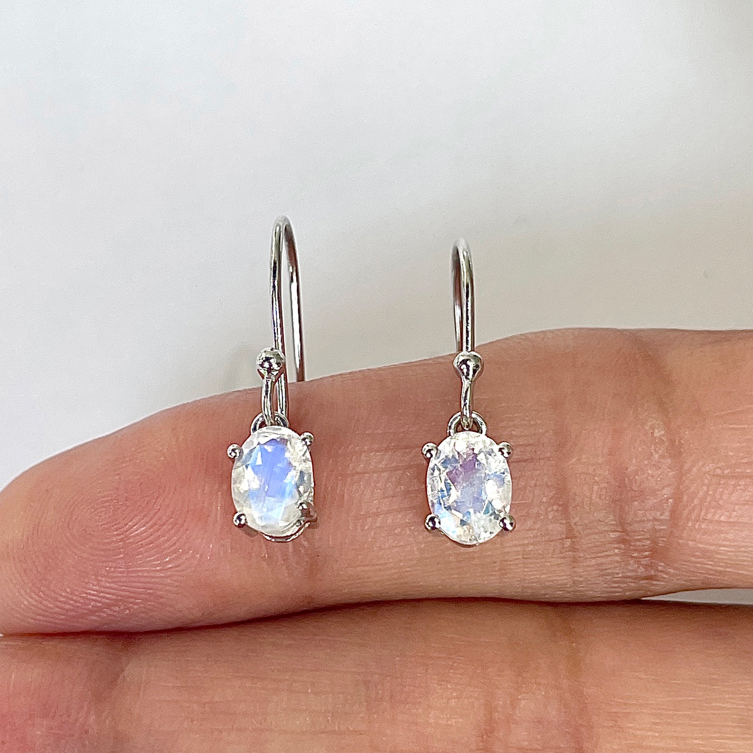 Moonstone Earring-(RBM-RDE-670)