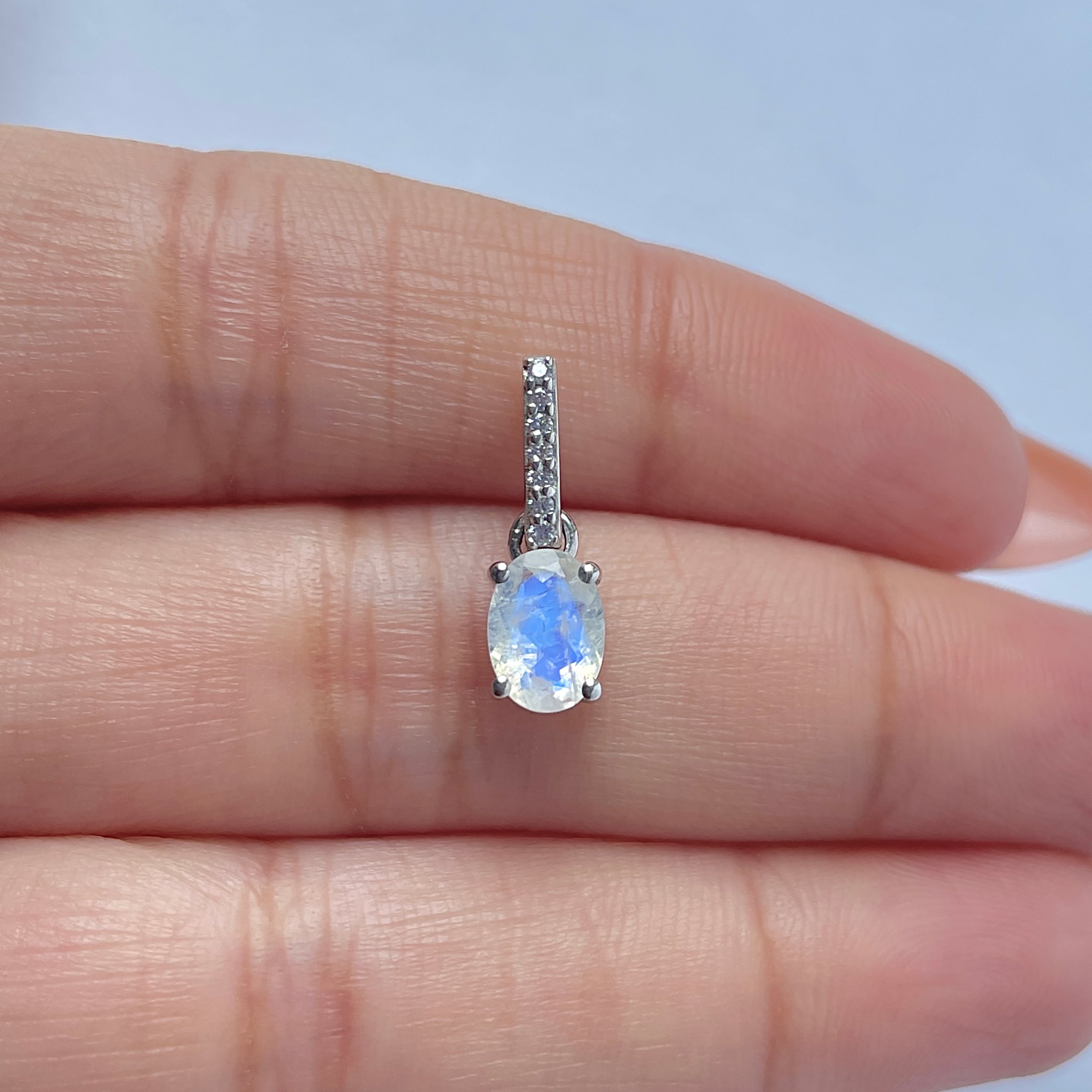 Moonstone Pendant-(RBM-RDP-915)