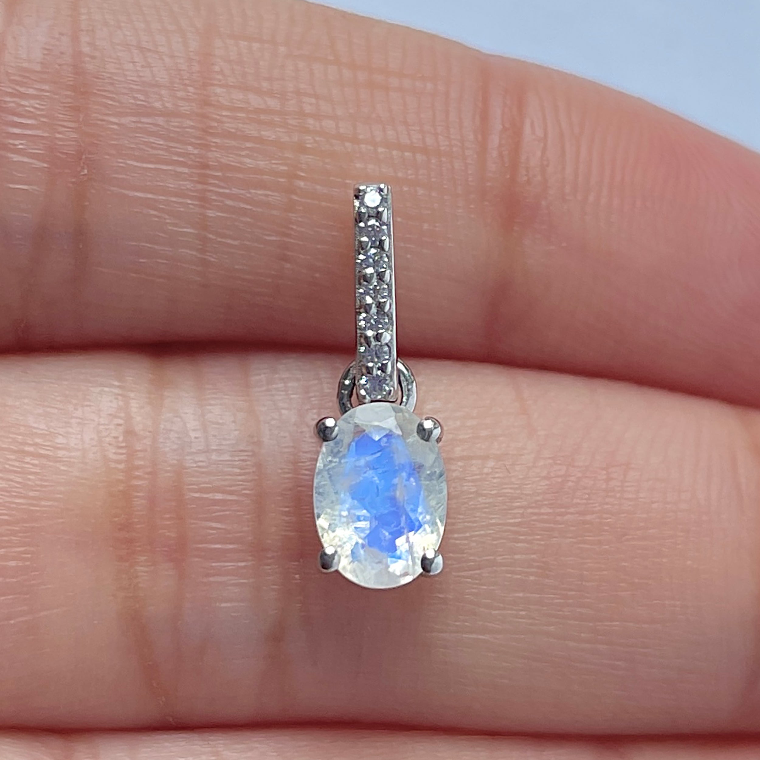 Moonstone Pendant-(RBM-RDP-915)
