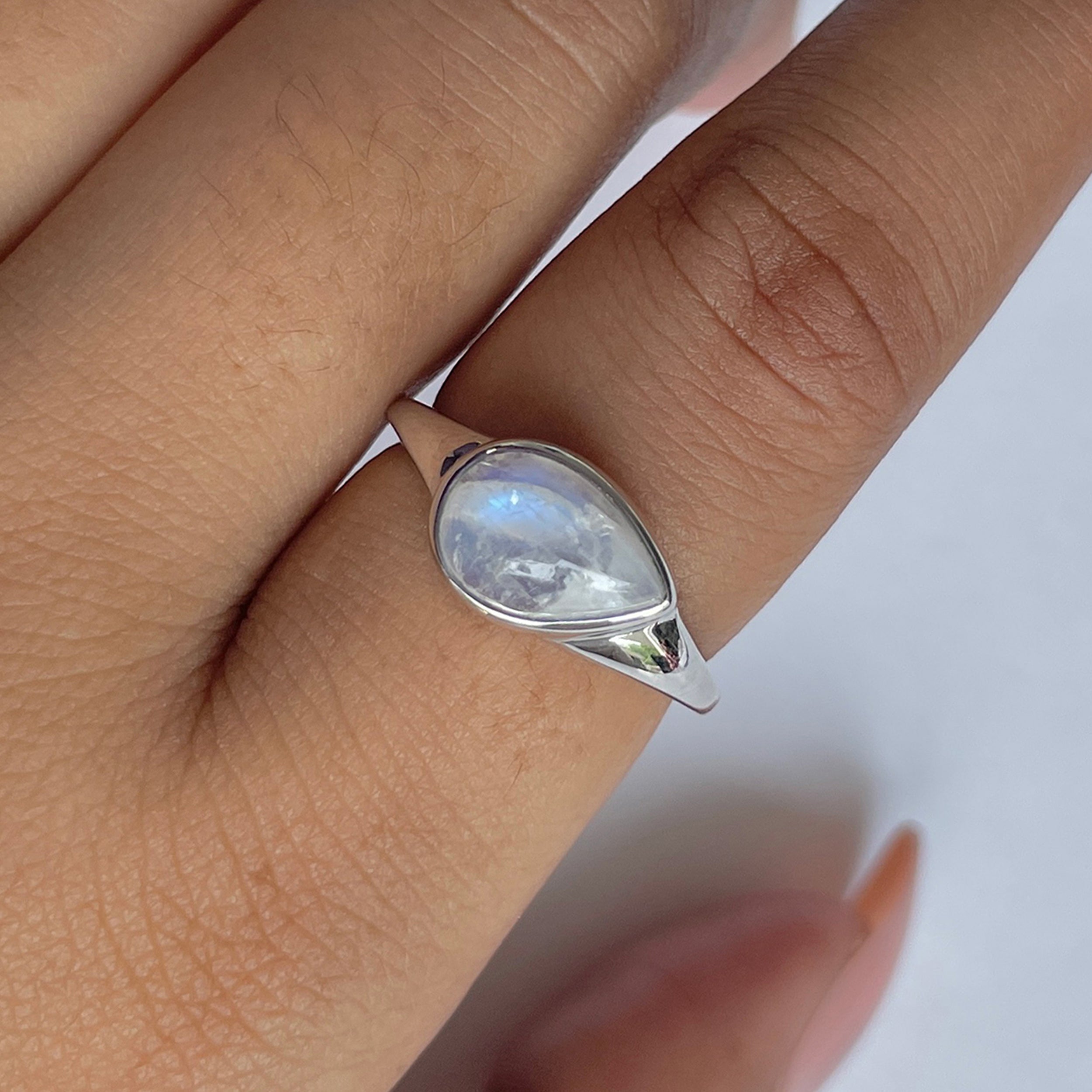 Moonstone Ring-(RBM-RDR-123.)