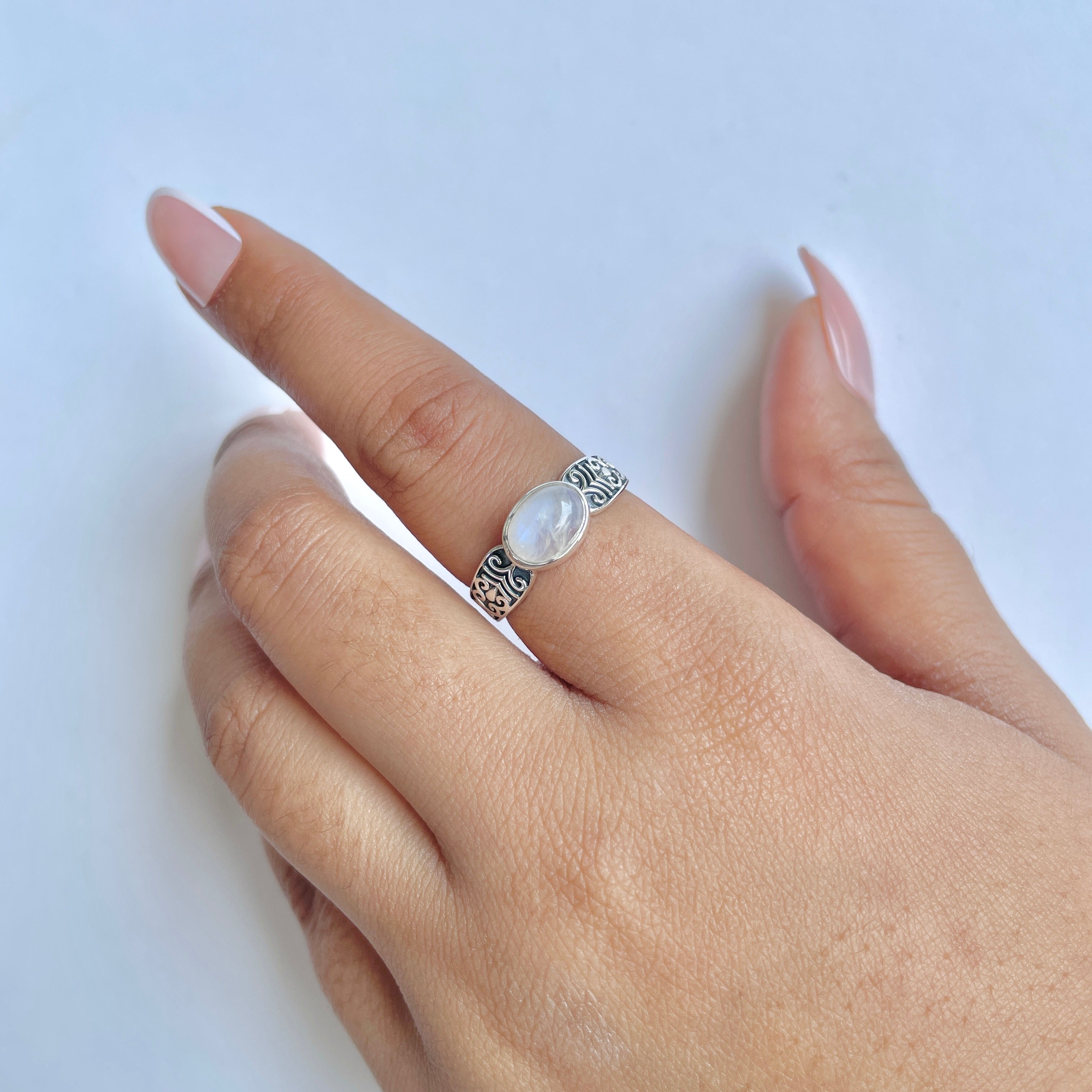 Moonstone Ring-(RBM-RDR-1285.)