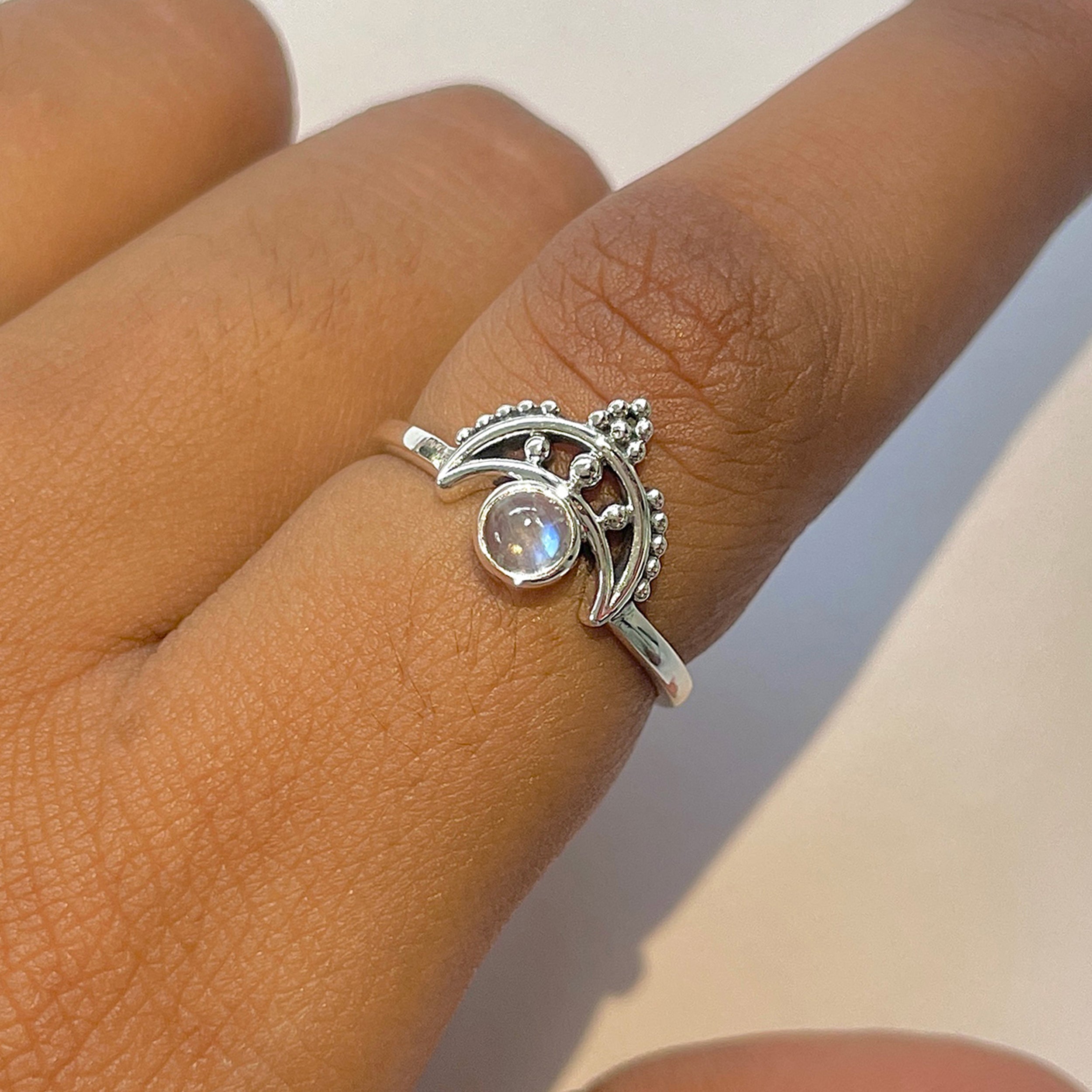 Moonstone Ring-(RBM-RDR-1344.)