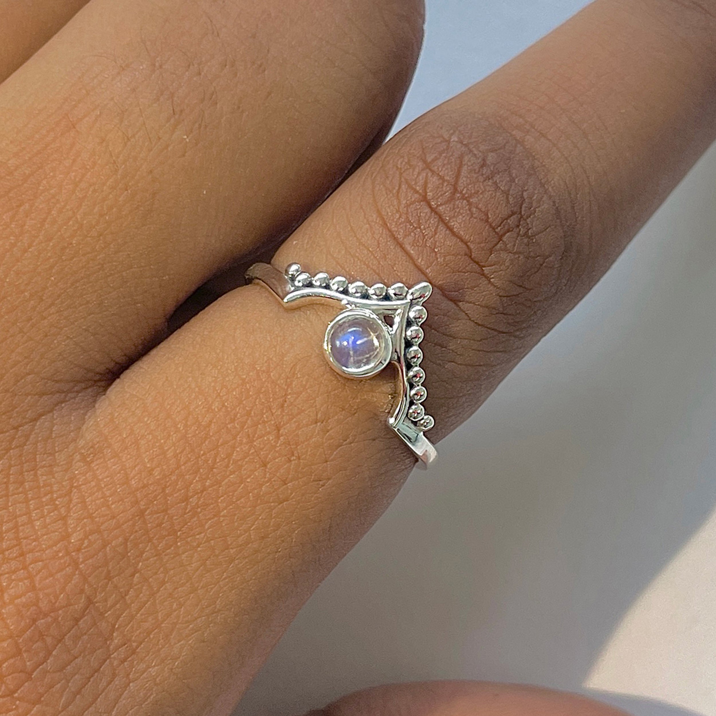 Moonstone Ring-(RBM-RDR-1345.)