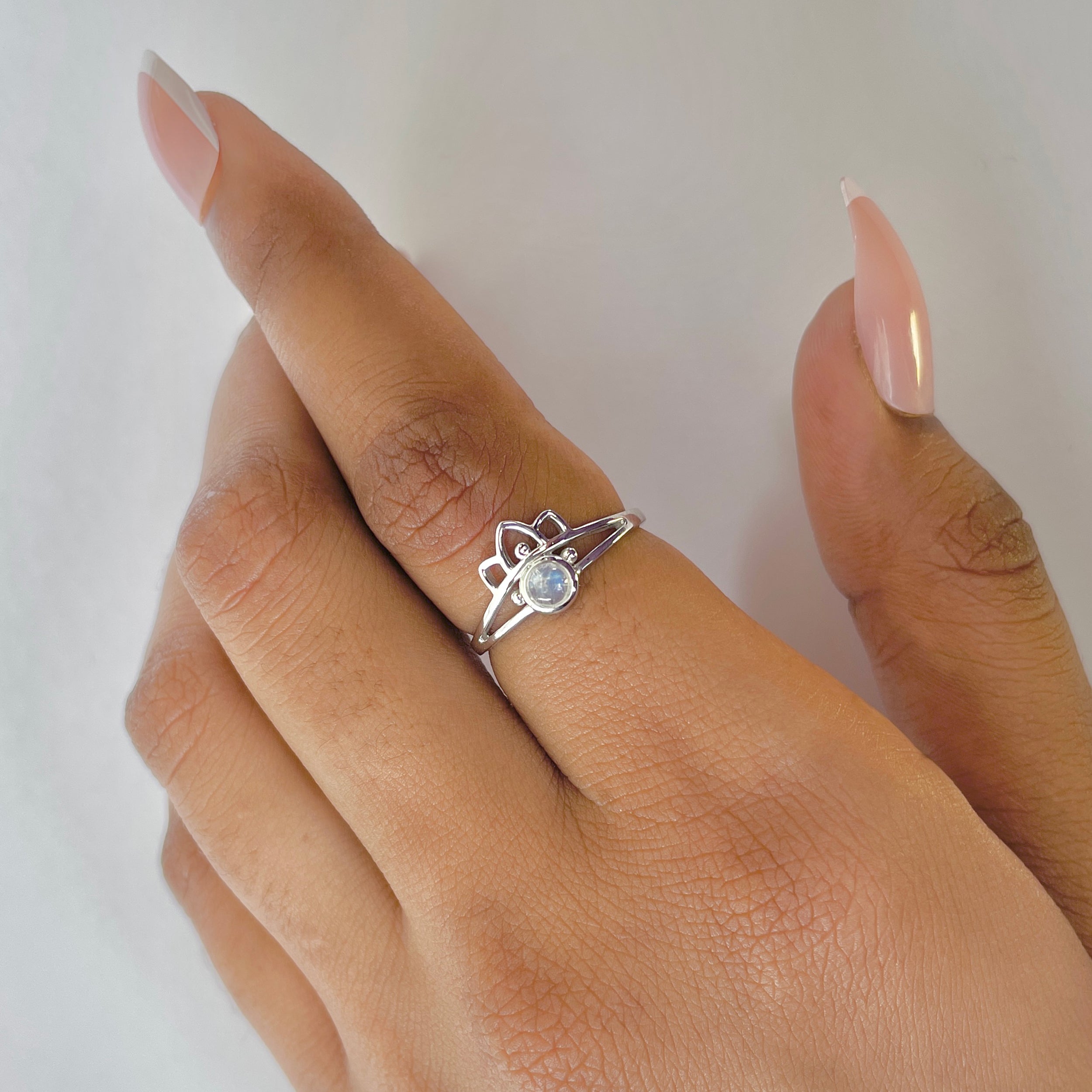 Moonstone Ring-(RBM-RDR-1352.)