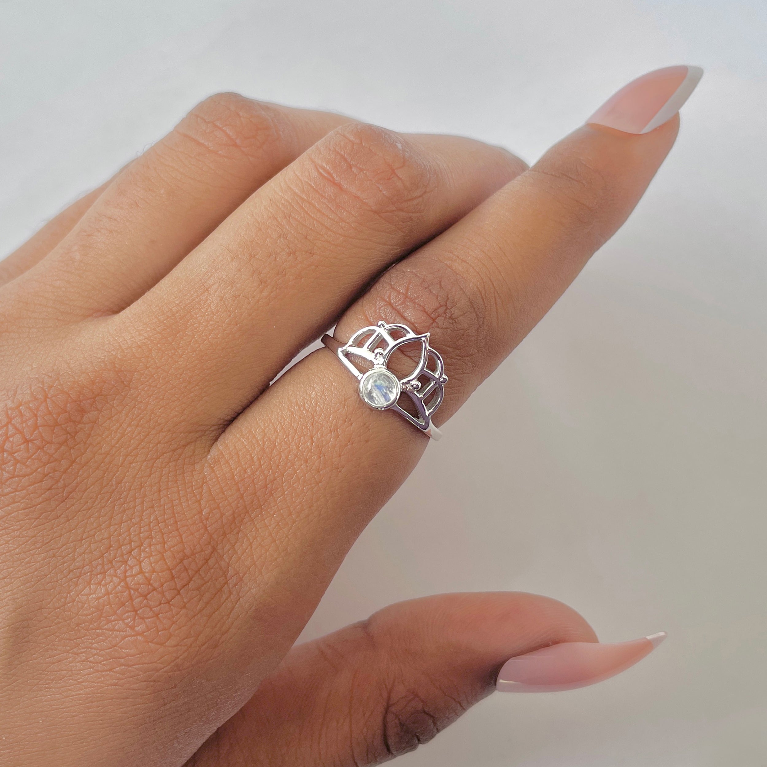 Moonstone Ring-(RBM-RDR-1364.)