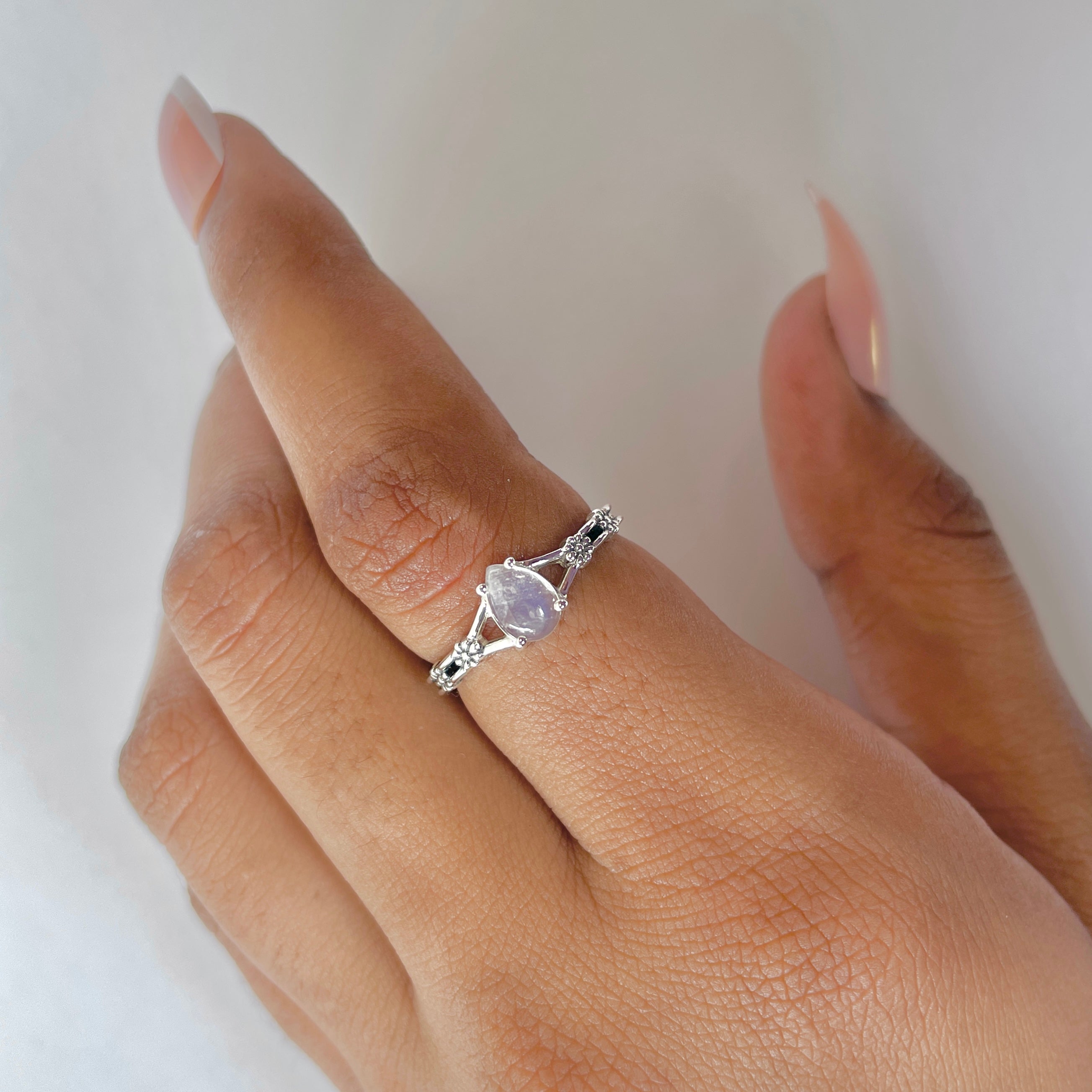 Moonstone Ring-(RBM-RDR-1429.)