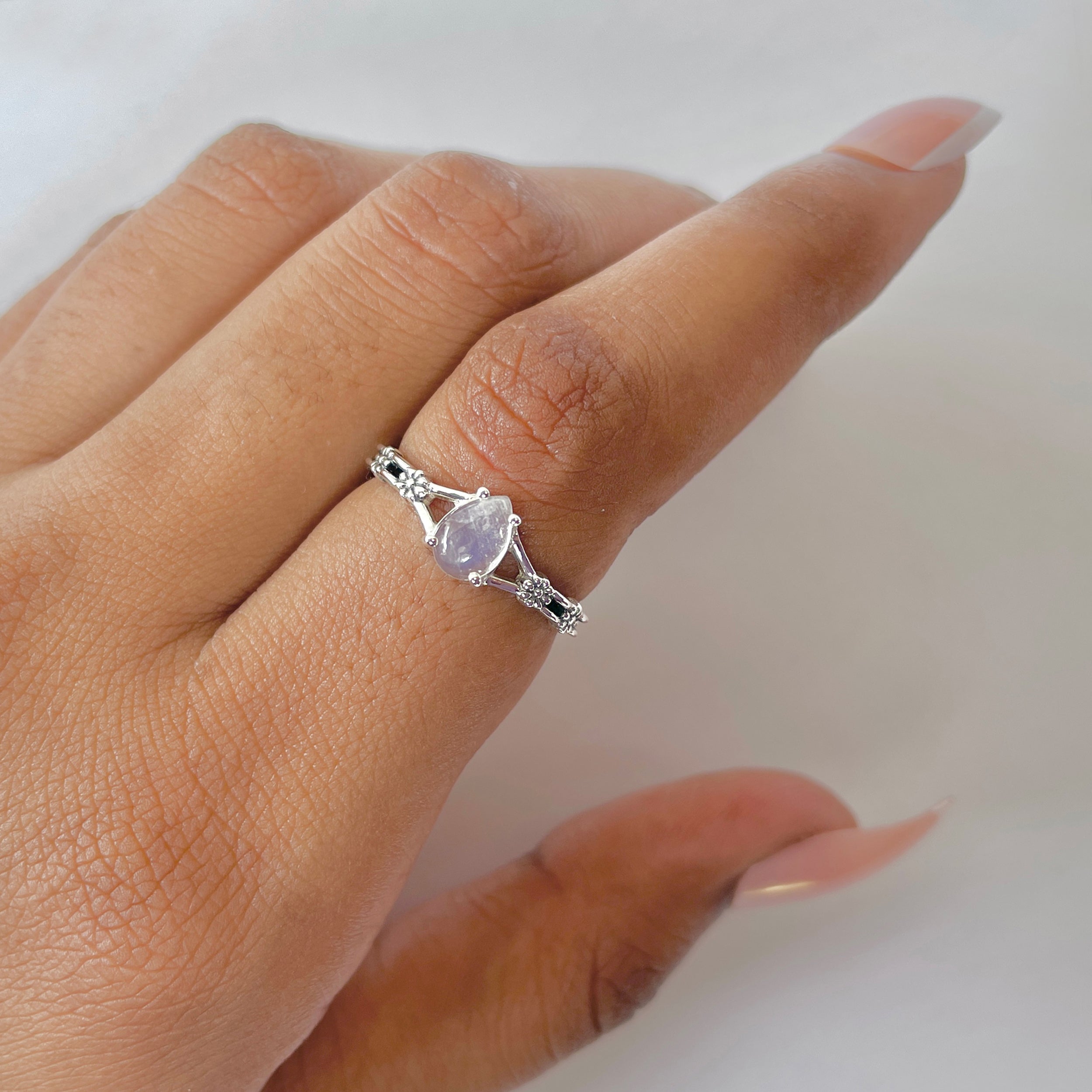 Moonstone Ring-(RBM-RDR-1429.)
