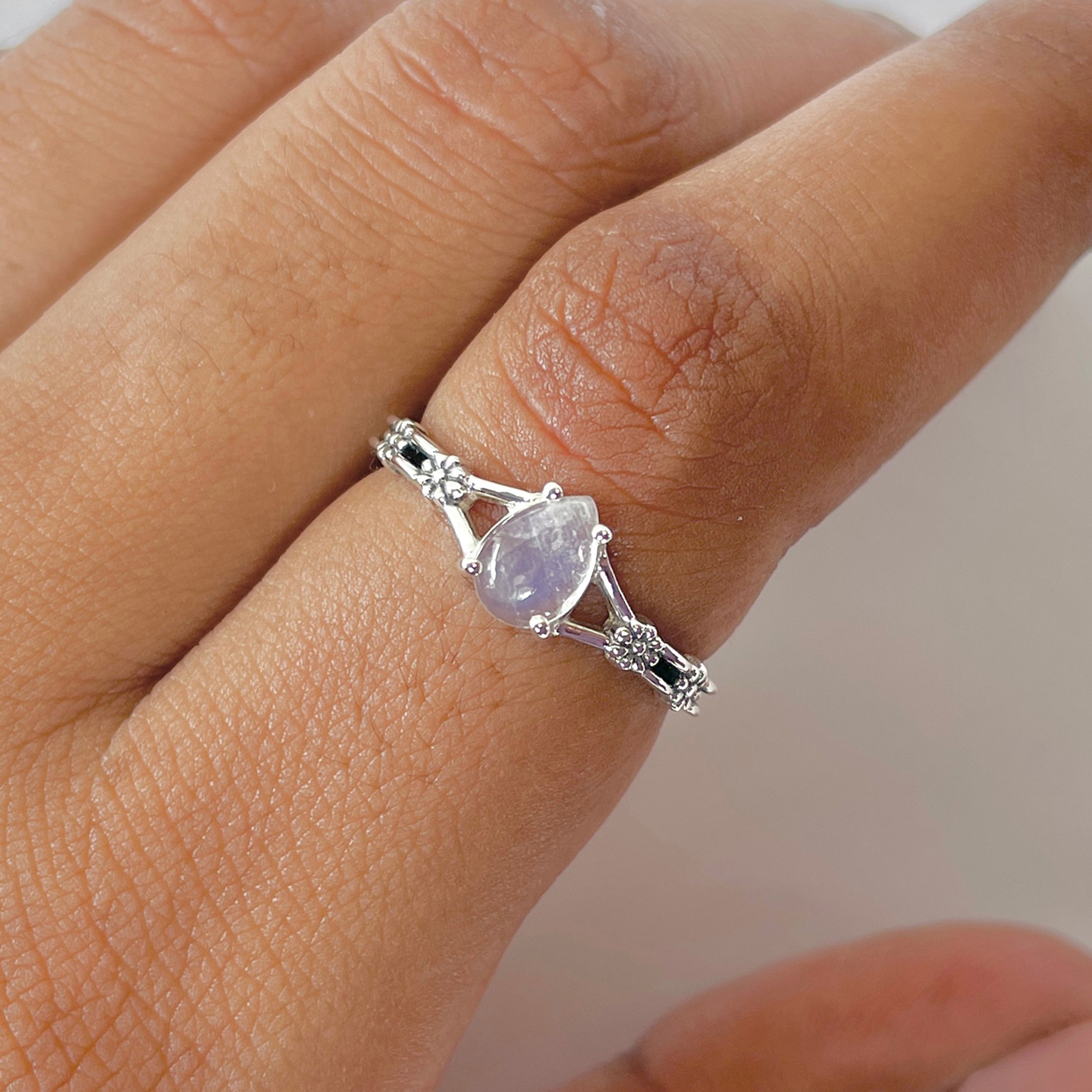 Moonstone Ring-(RBM-RDR-1429.)
