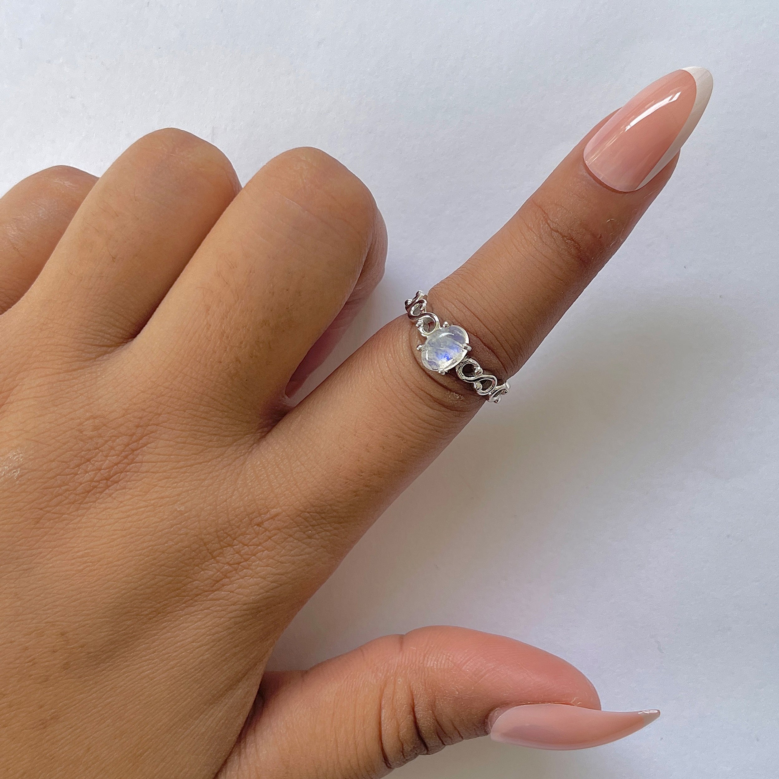 Moonstone Ring-(RBM-RDR-1465.)