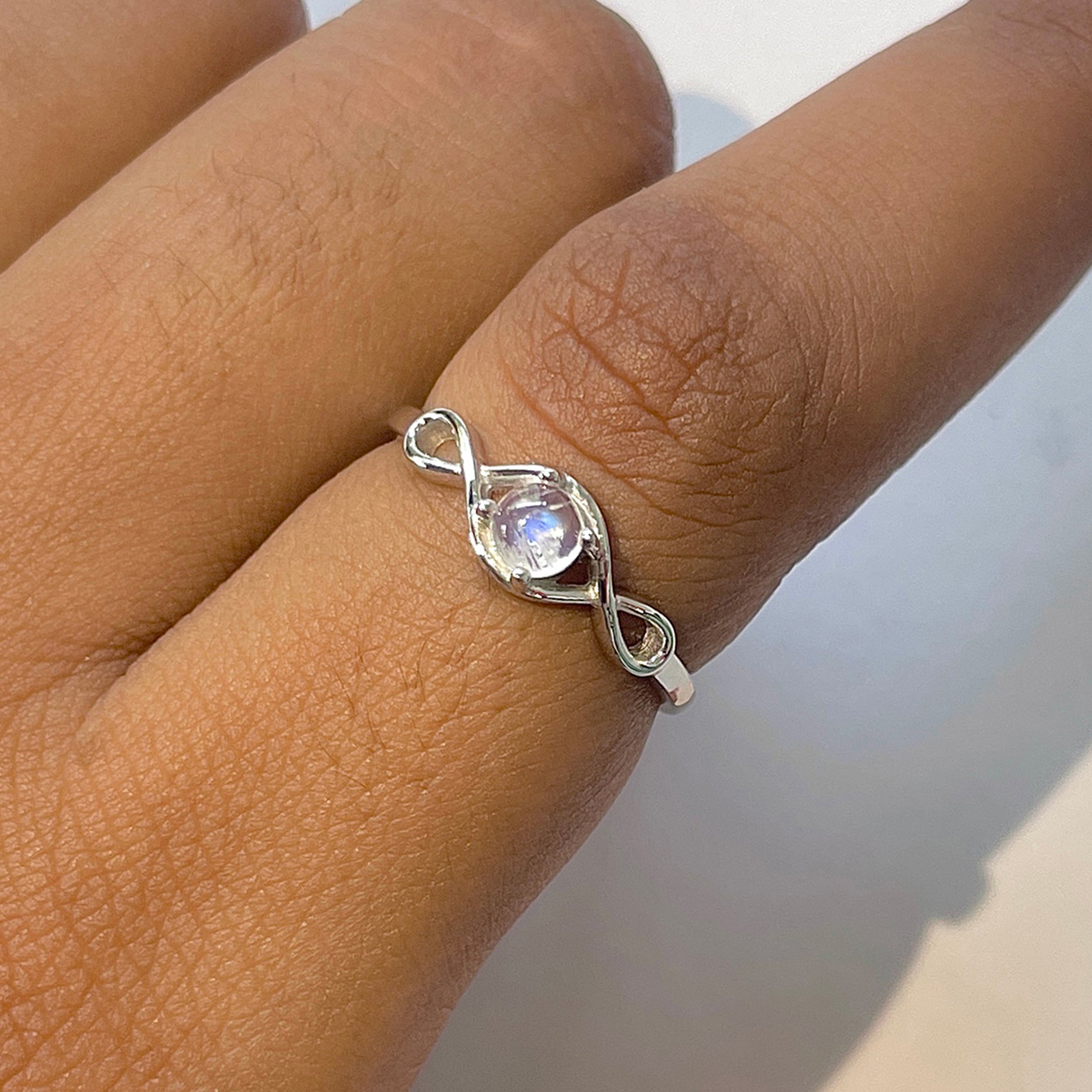Moonstone Ring-(RBM-RDR-1473.)