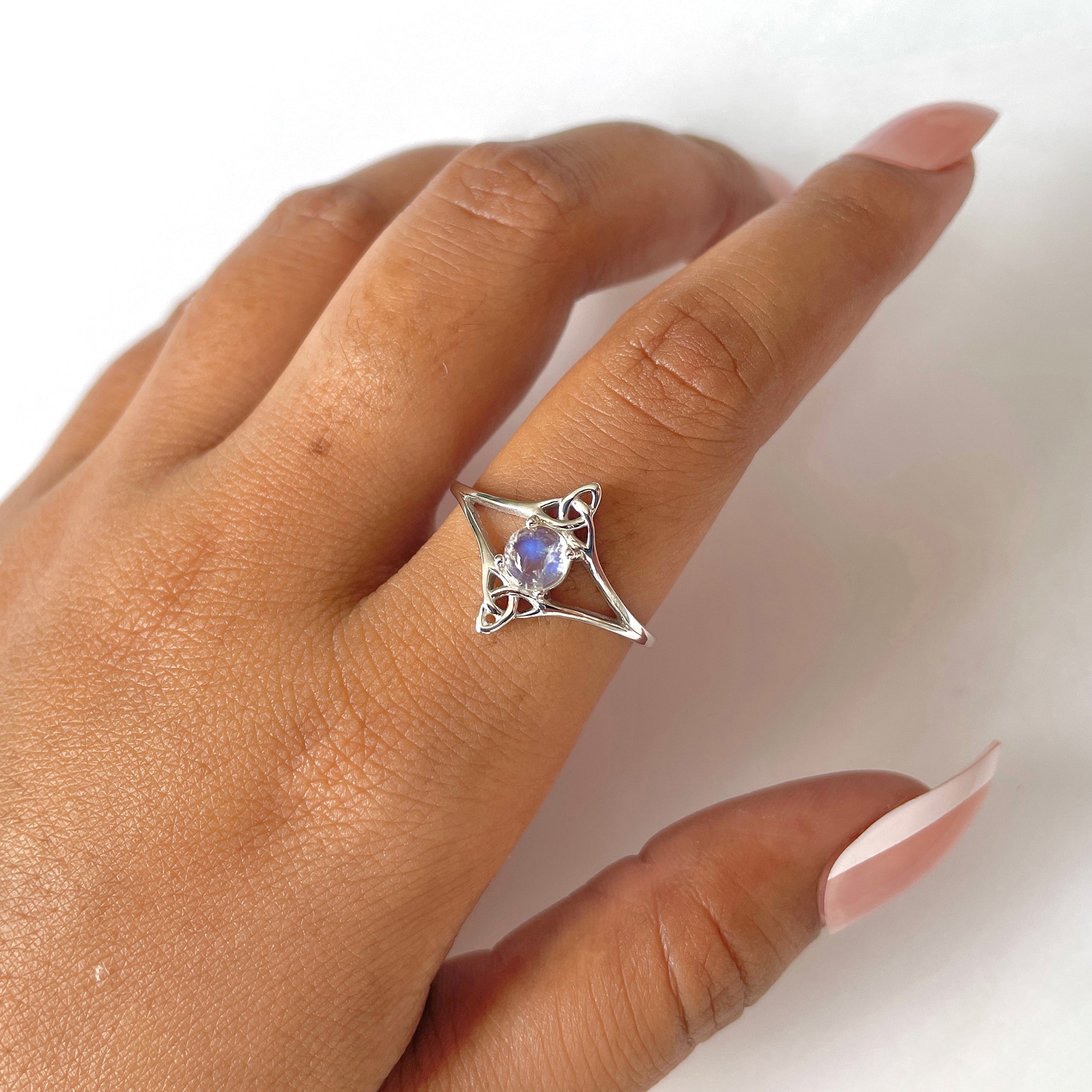 Moonstone Ring-(RBM-RDR-1529.)