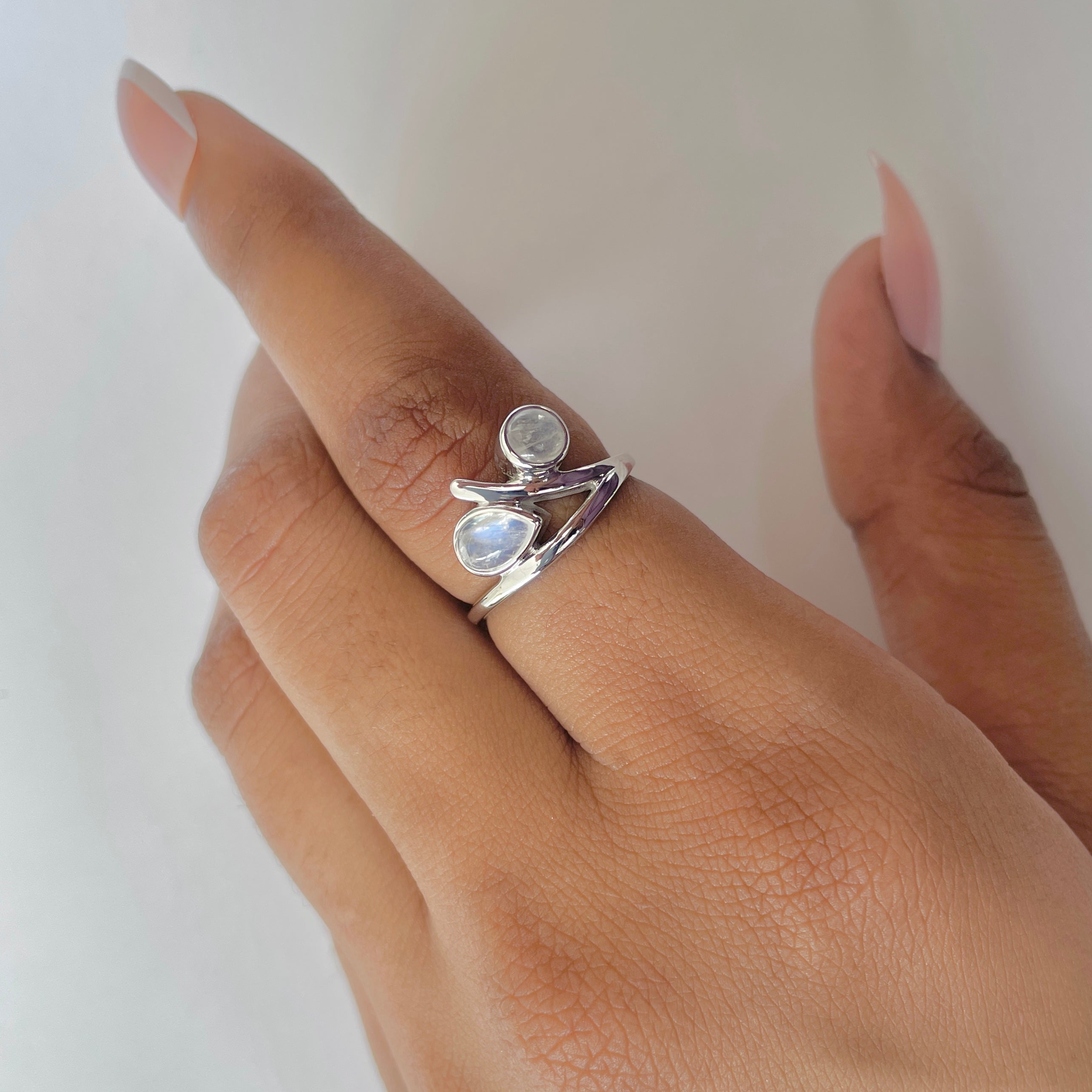 Moonstone Ring-(RBM-RDR-1568.)