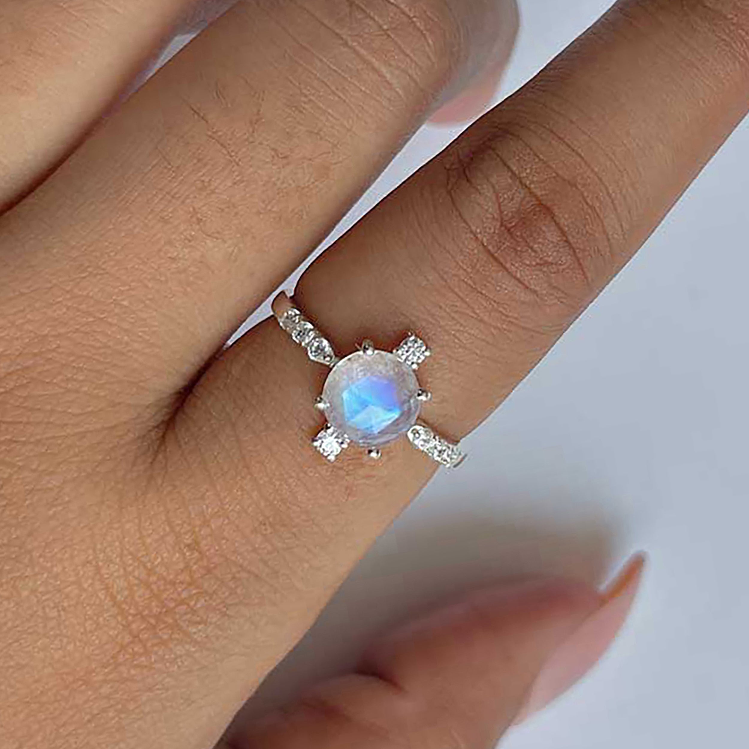 Moonstone Ring-(RBM-RDR-1621.)