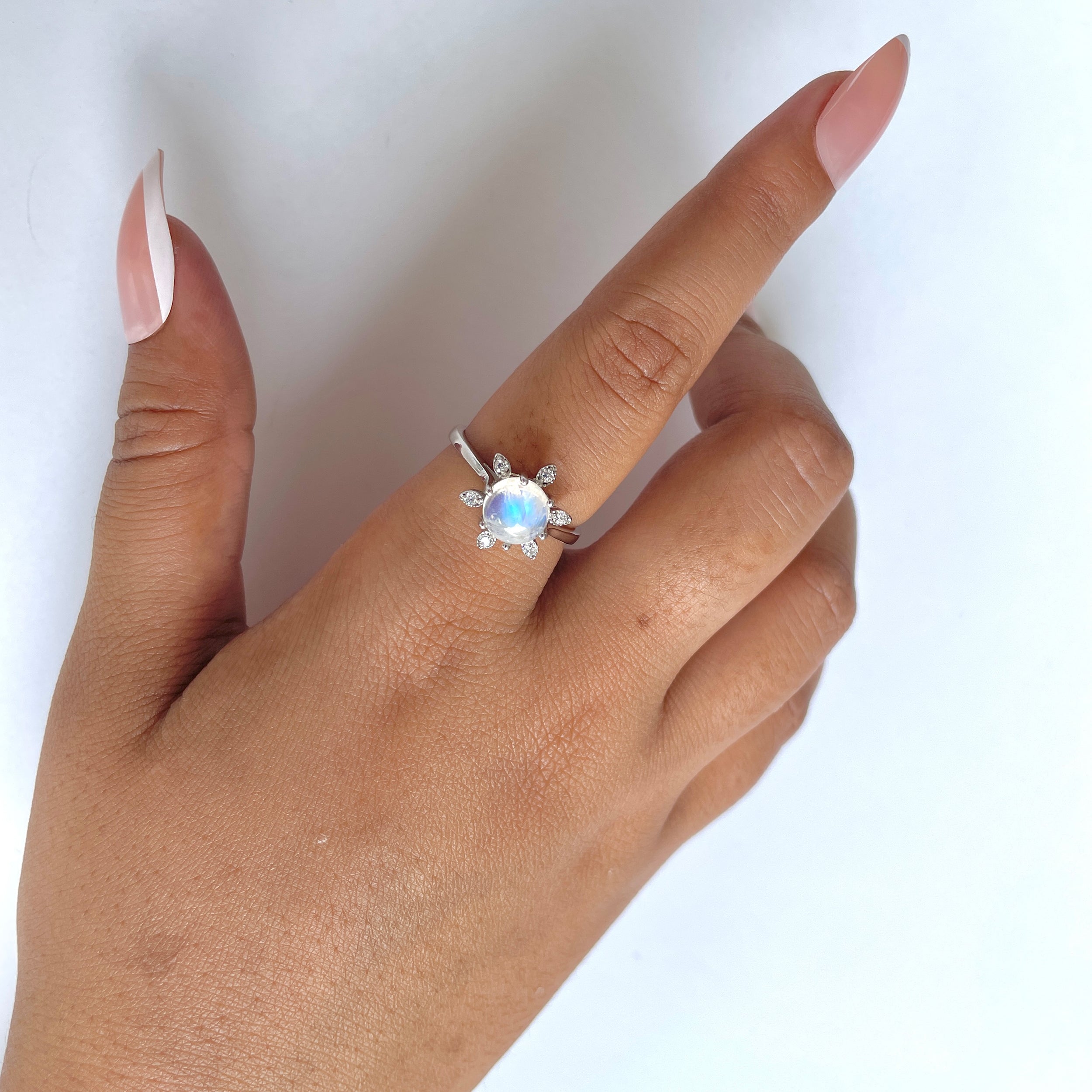 Moonstone Ring-(RBM-RDR-1747.)